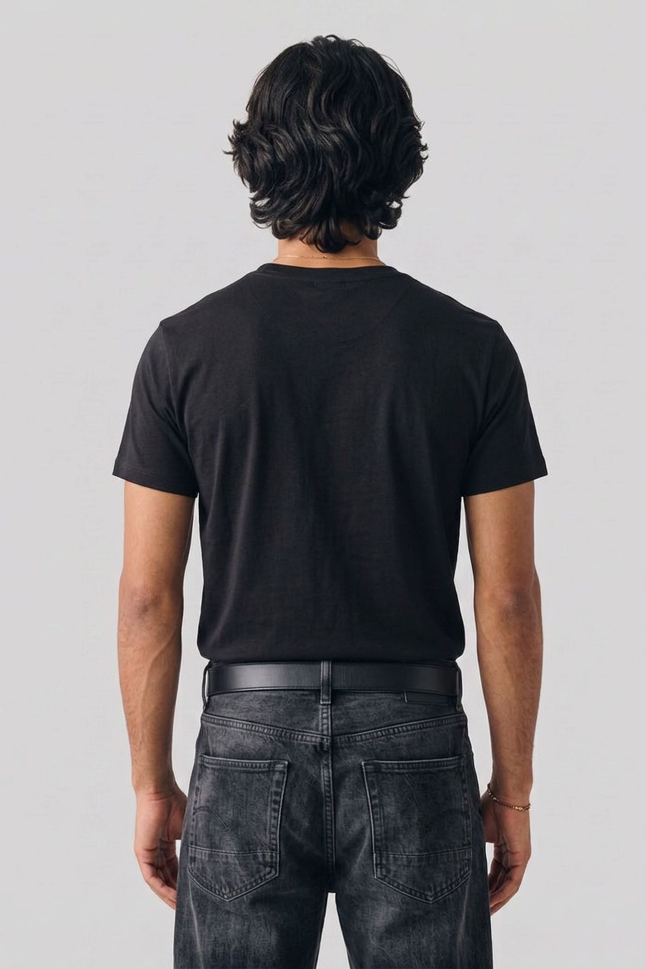 CHEST LOGO T-SHIRT BLACK 2