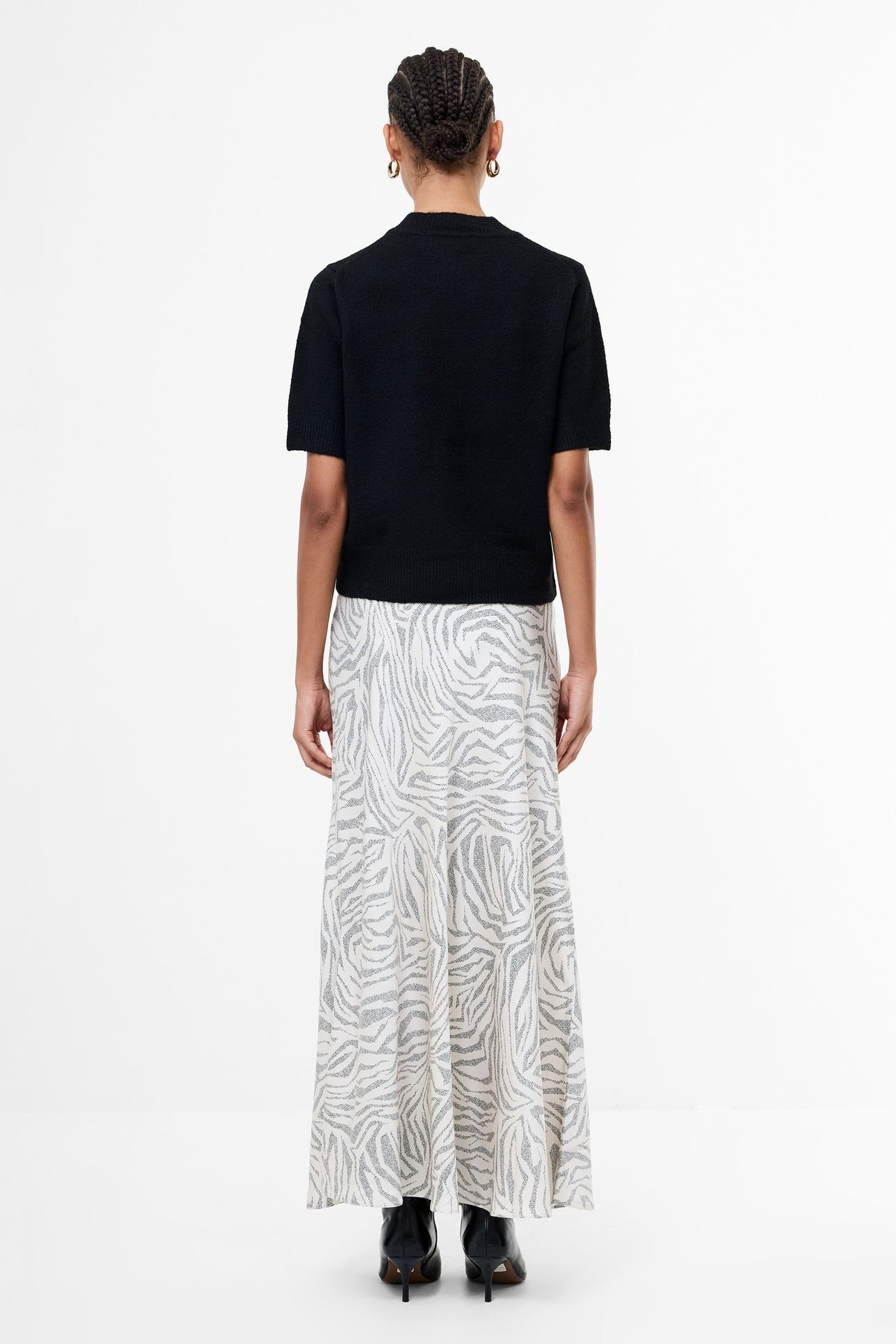 KEZIA S/S MOCK NK TOP BLACK 3