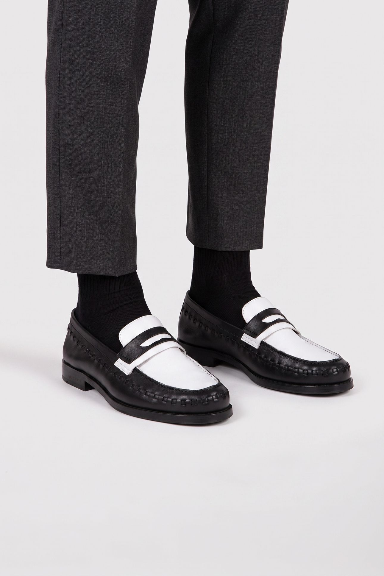 SAMMY LEATHER LOAFER BLACK/WHITE 2