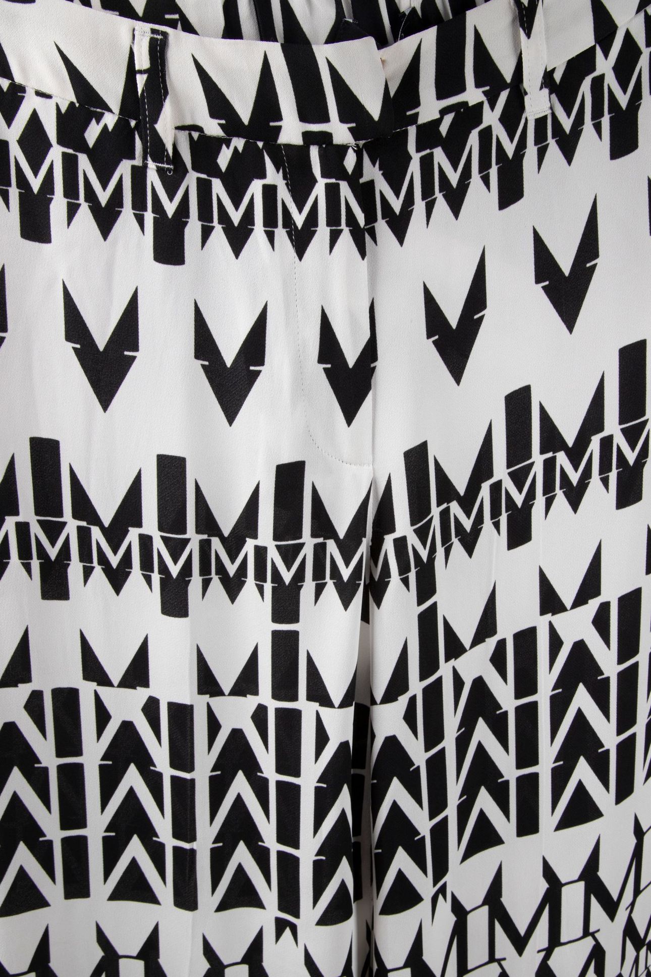BRITNEY STRAIGHT PAN GEOMETRIC MONOGRAM B 4