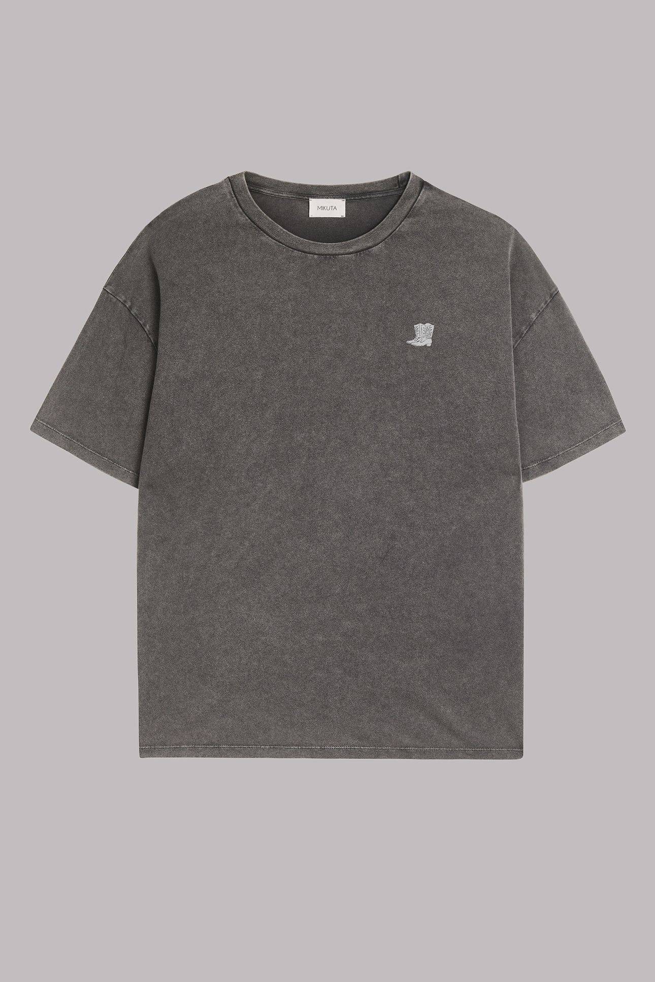 THE BOOTS OVERSIZED T-SHIRT BLACK 3
