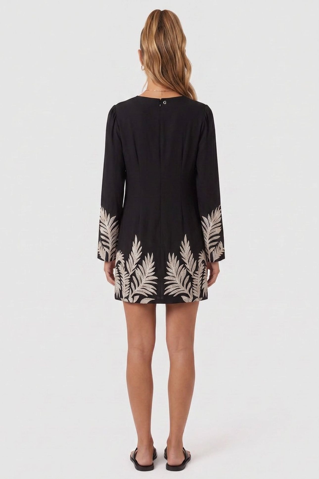 LS ANGELE PLACED MIN JET BLACK A996 2