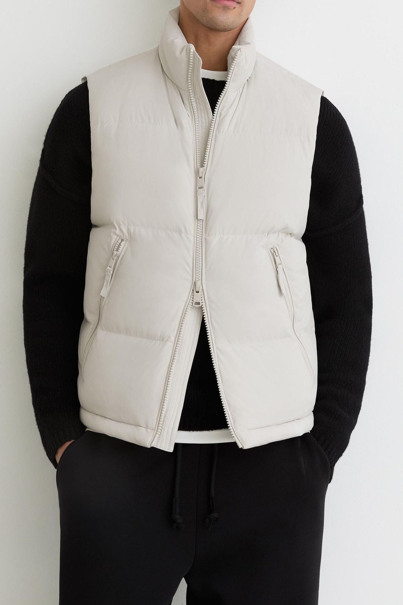 QUILTED ZIP THROUGH PUFFER GILET LIGHT STONE 2