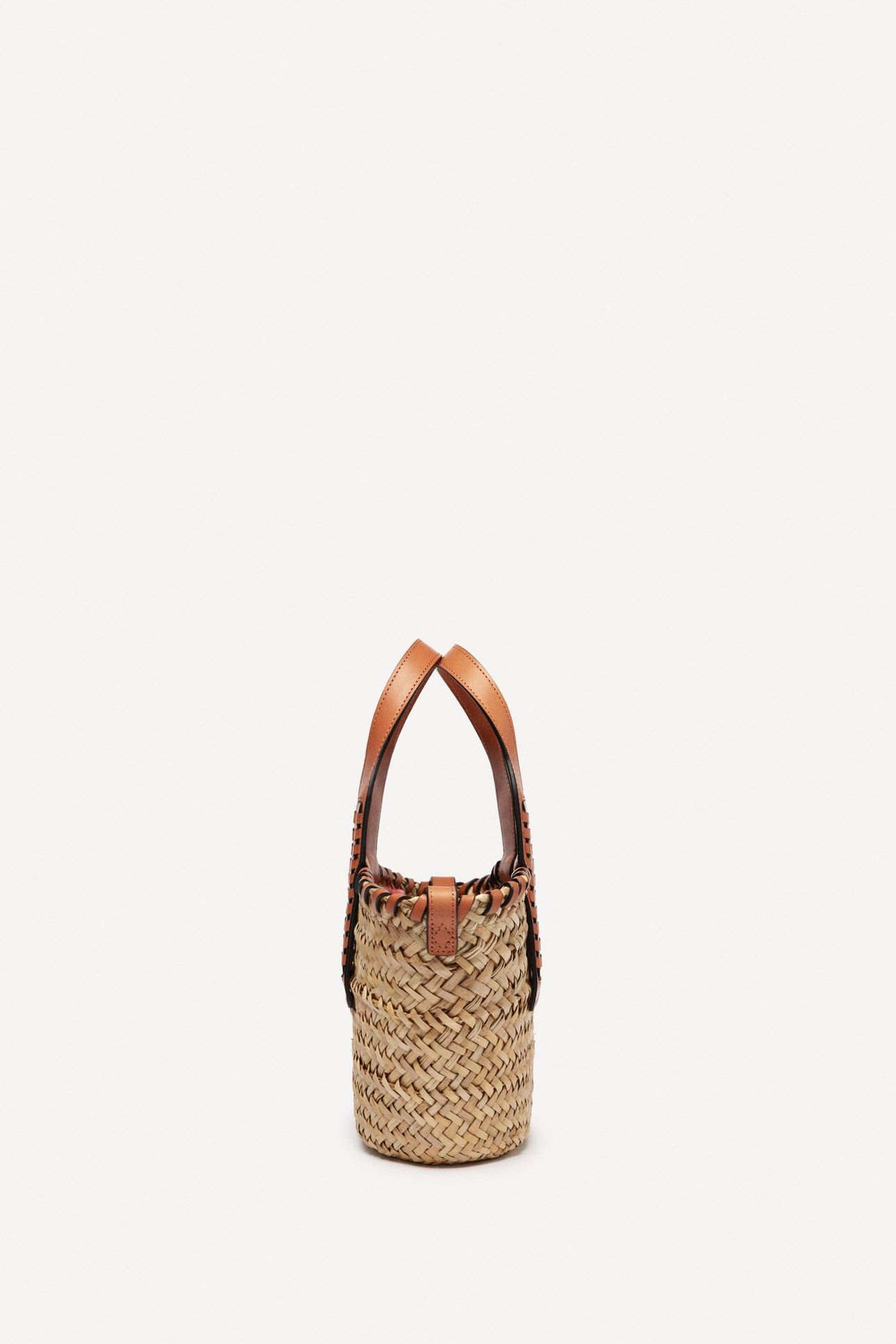 SHOULDER BAG TAN 4