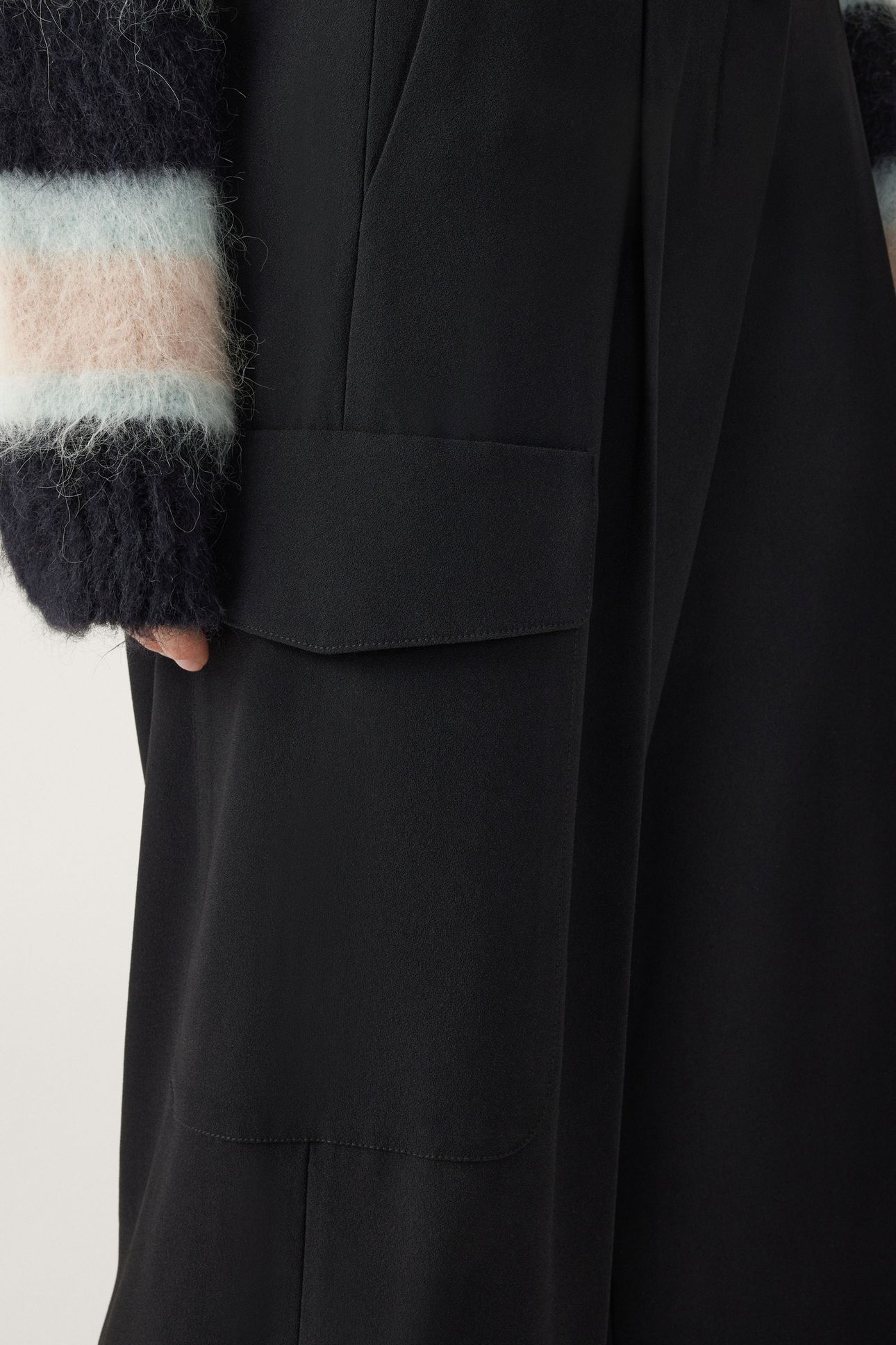STRAIGHT TROUSERS BLACK 4
