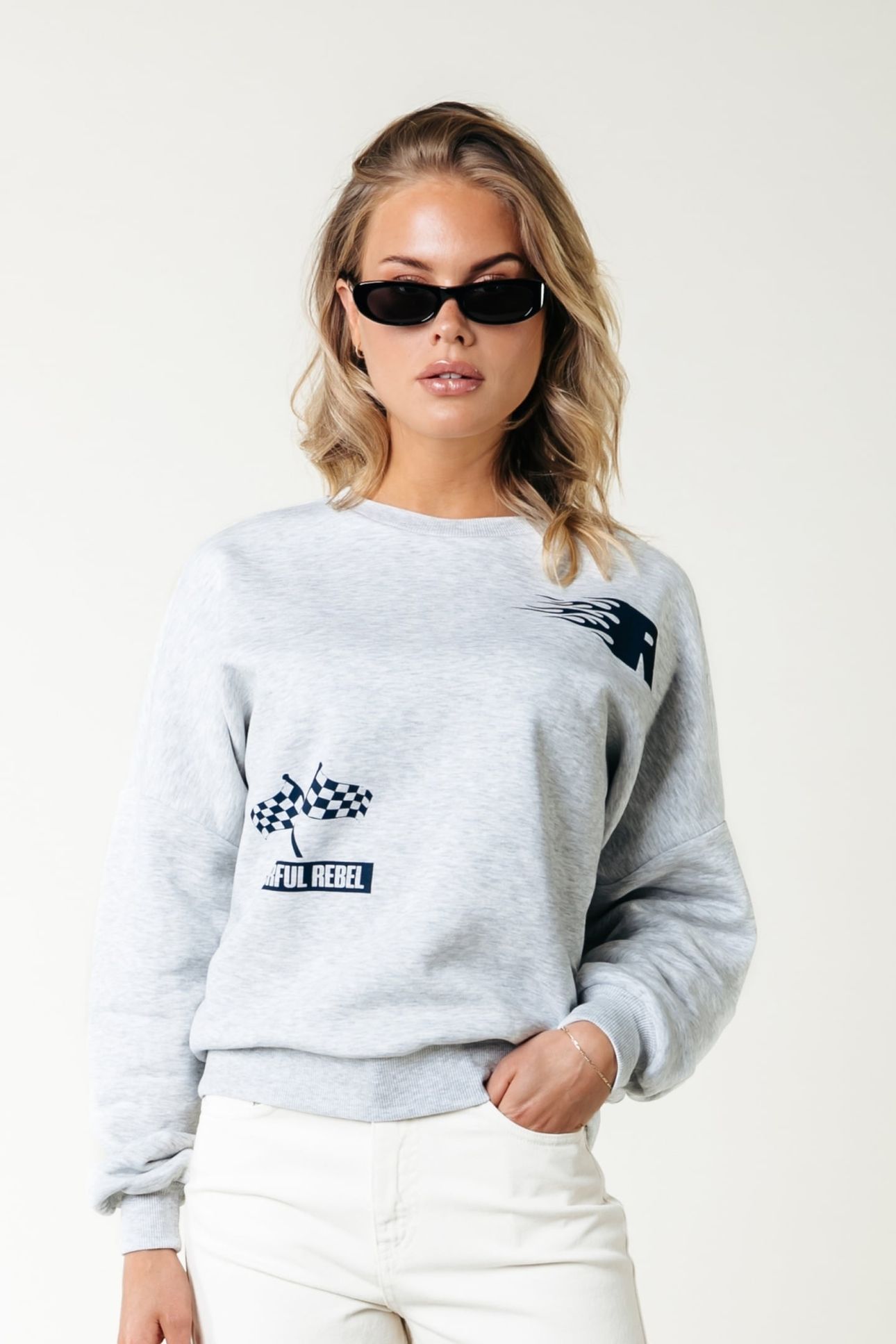 RACER LOGO DROPPED SHOULDER SWEAT LIGHT GREY 1