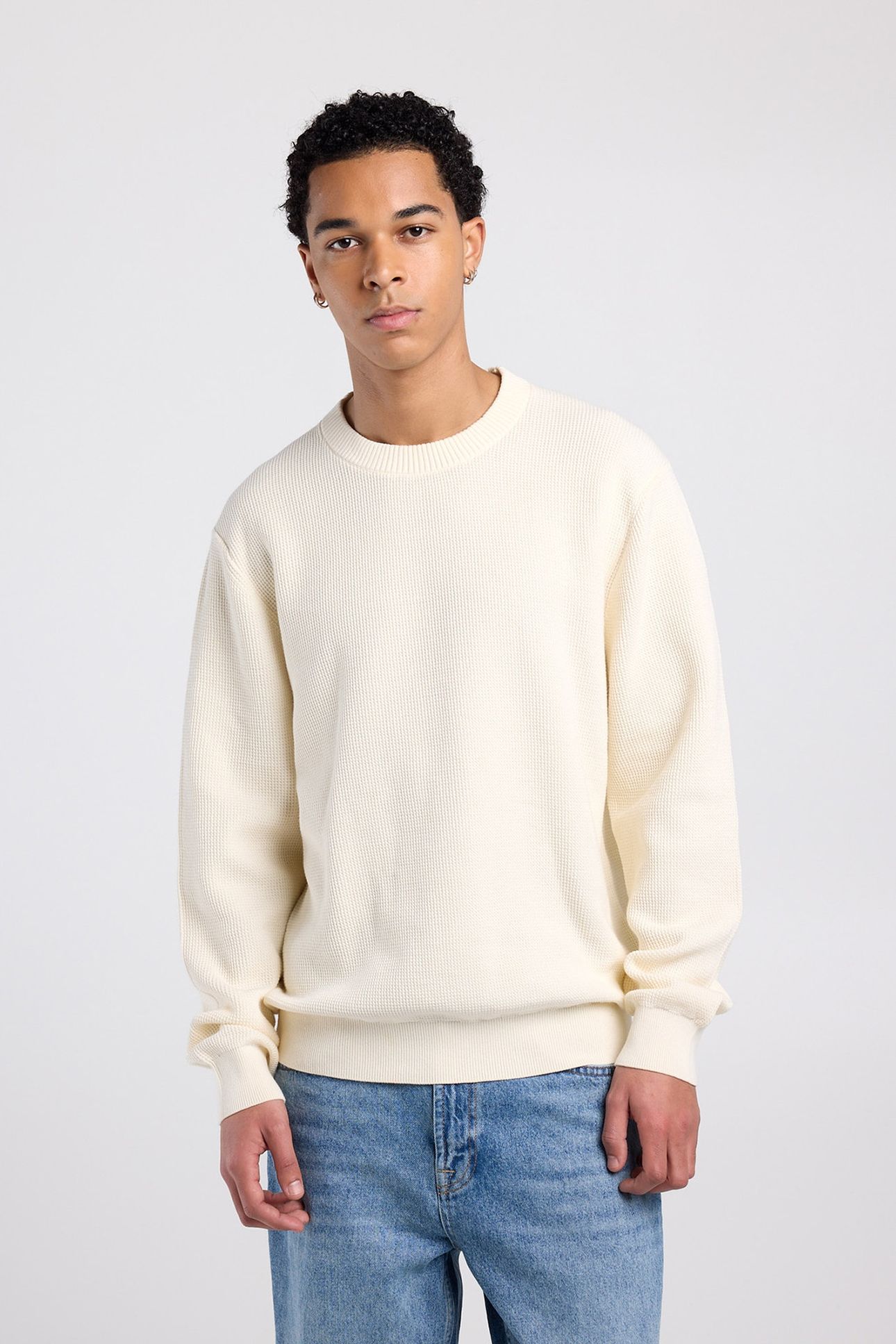 KURTIS CREW OFF WHITE 1