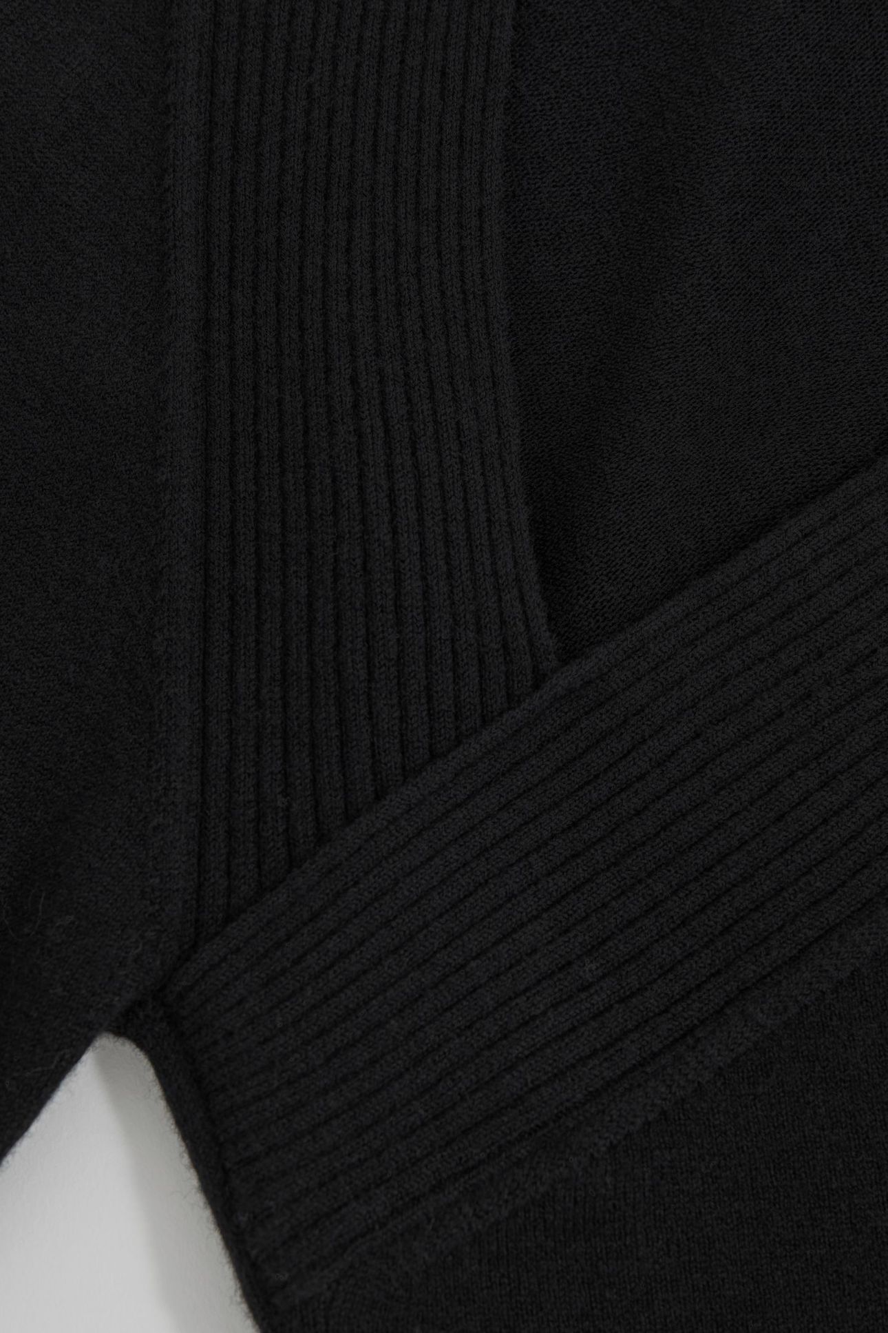 ASYMETRIC LONG SLEEVE BLACK 6