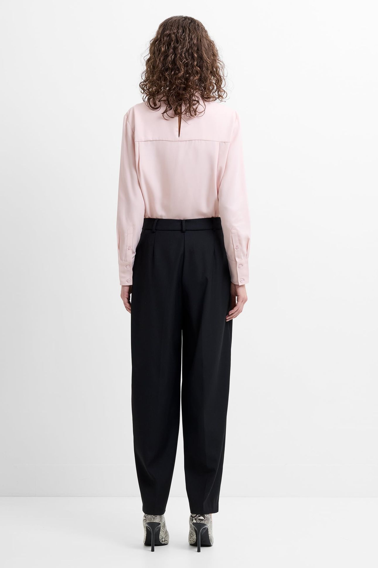 NETTA SUITING BARREL LEG TROUS BLACK BLACK 2