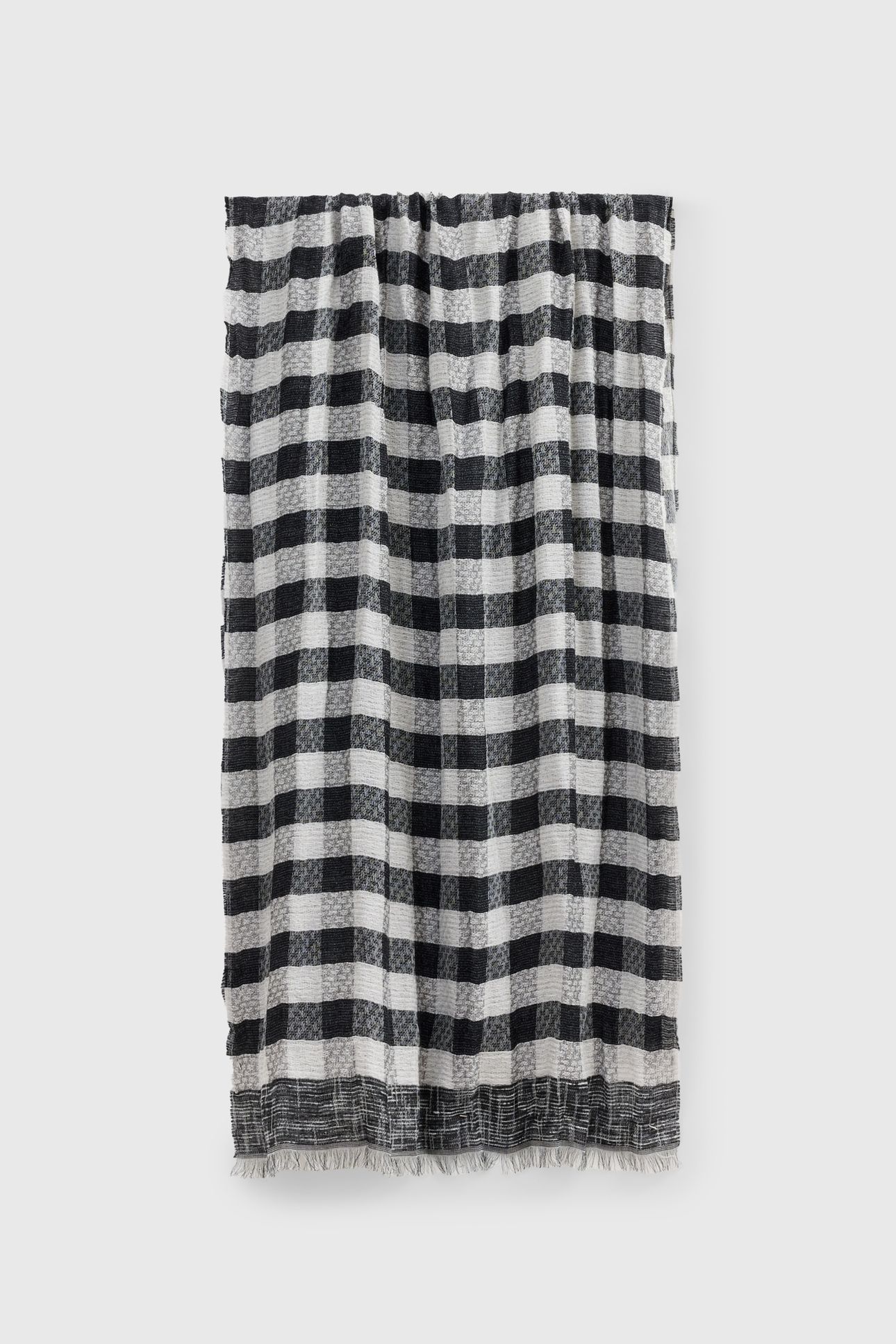 DARTMOUTH SCARF CARBON GREY 2