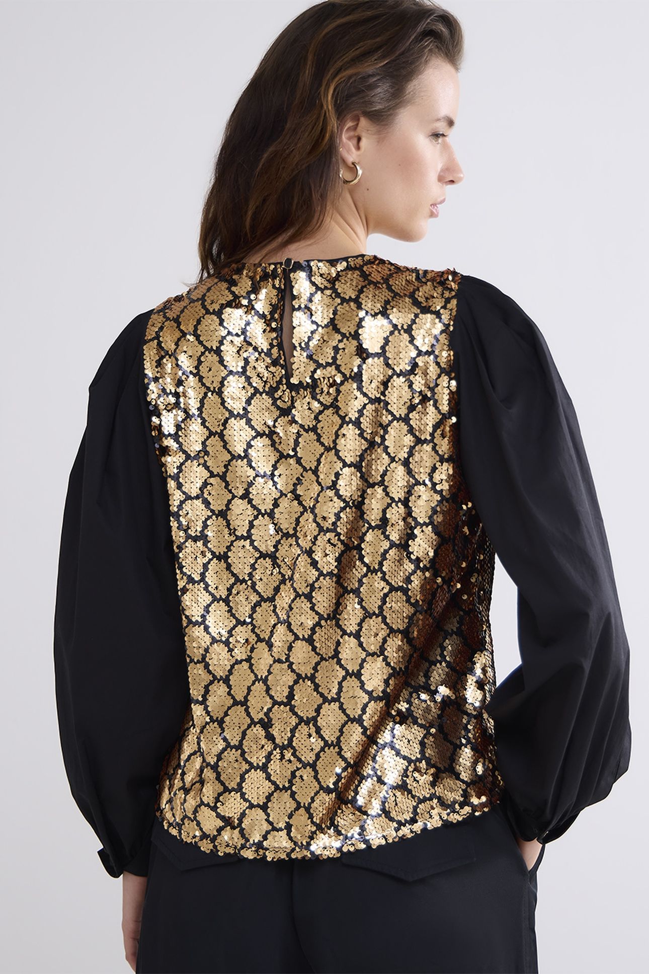 TOP HONEYCOMB SEQUINS BLACK 1