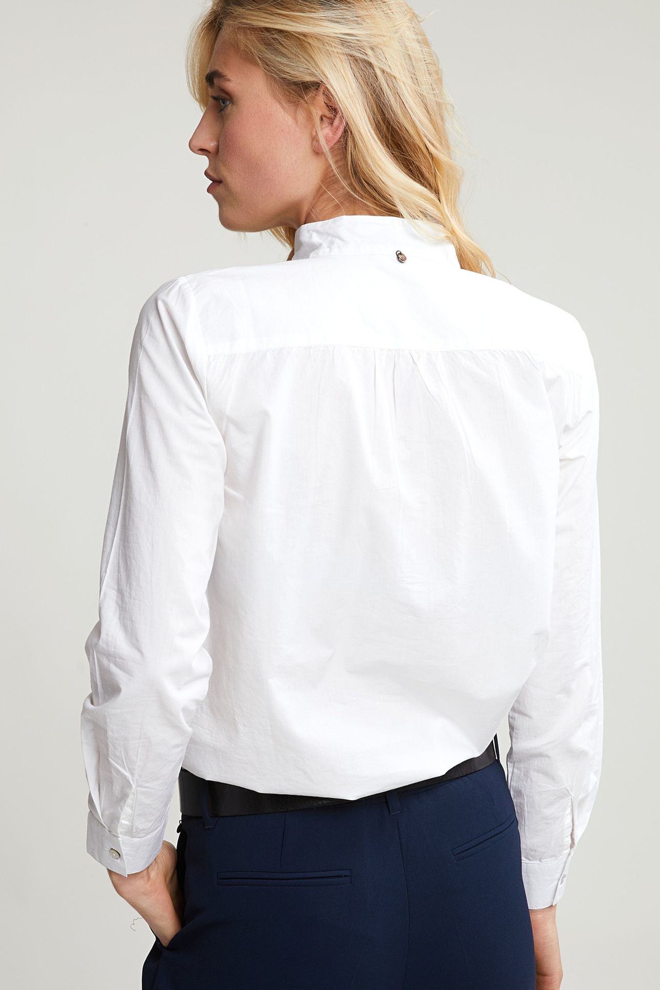 FANCY COLLAR W BOW LS SHIRT WHITE 2