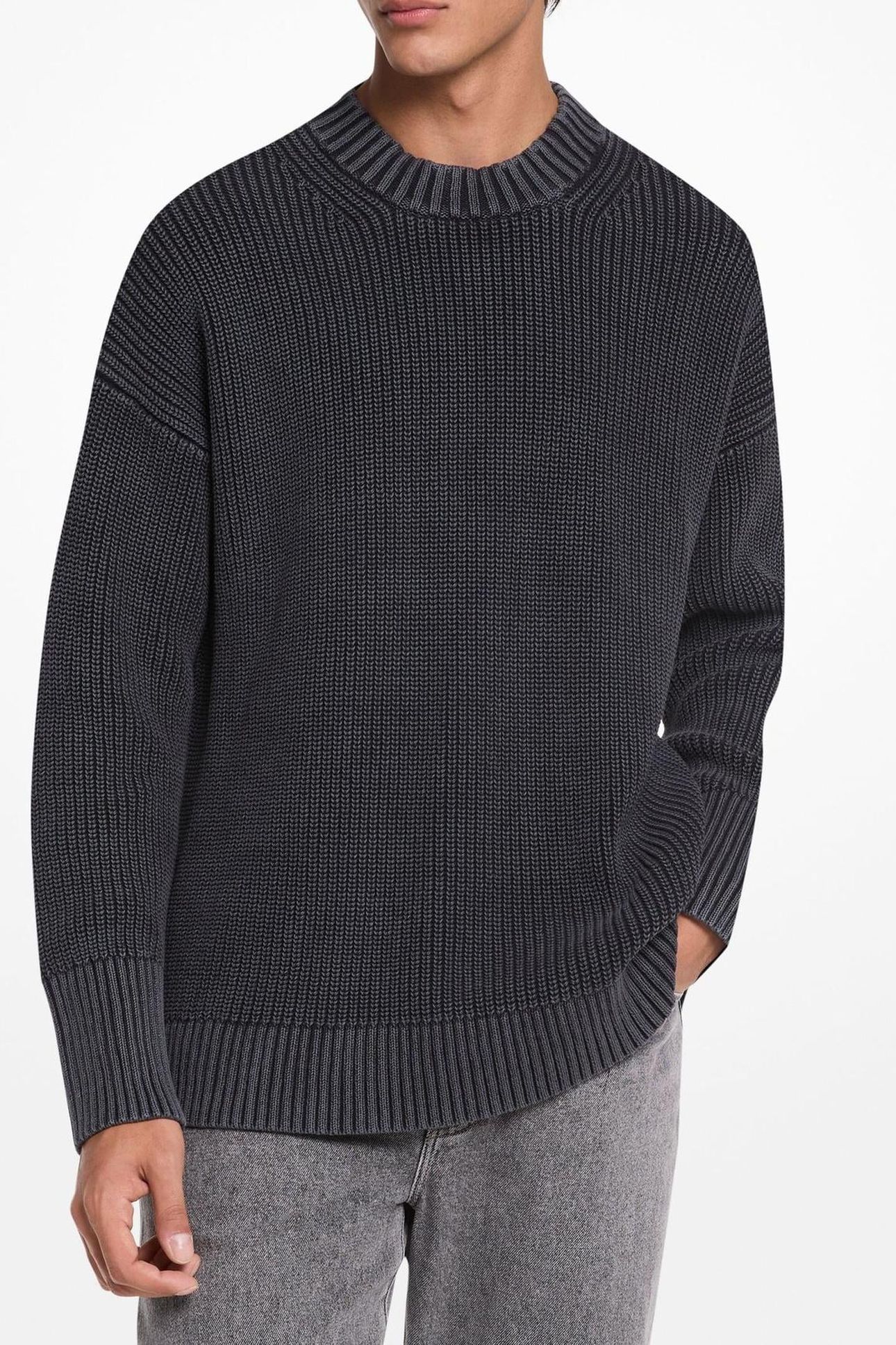 GARMENT DYE STEP HEM CREW BLACK 1