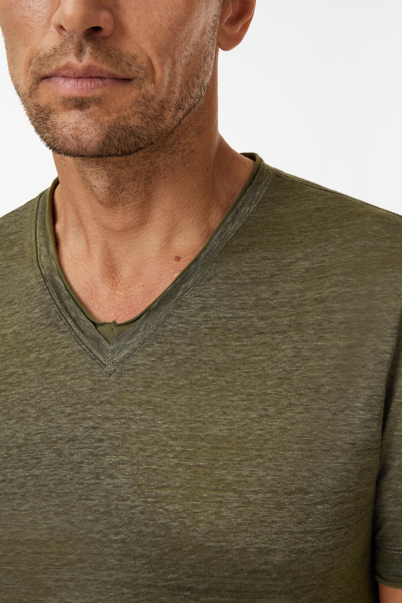 WOOSTER SLIM FIT SS LINENV-NECK MOSS GREEN 3