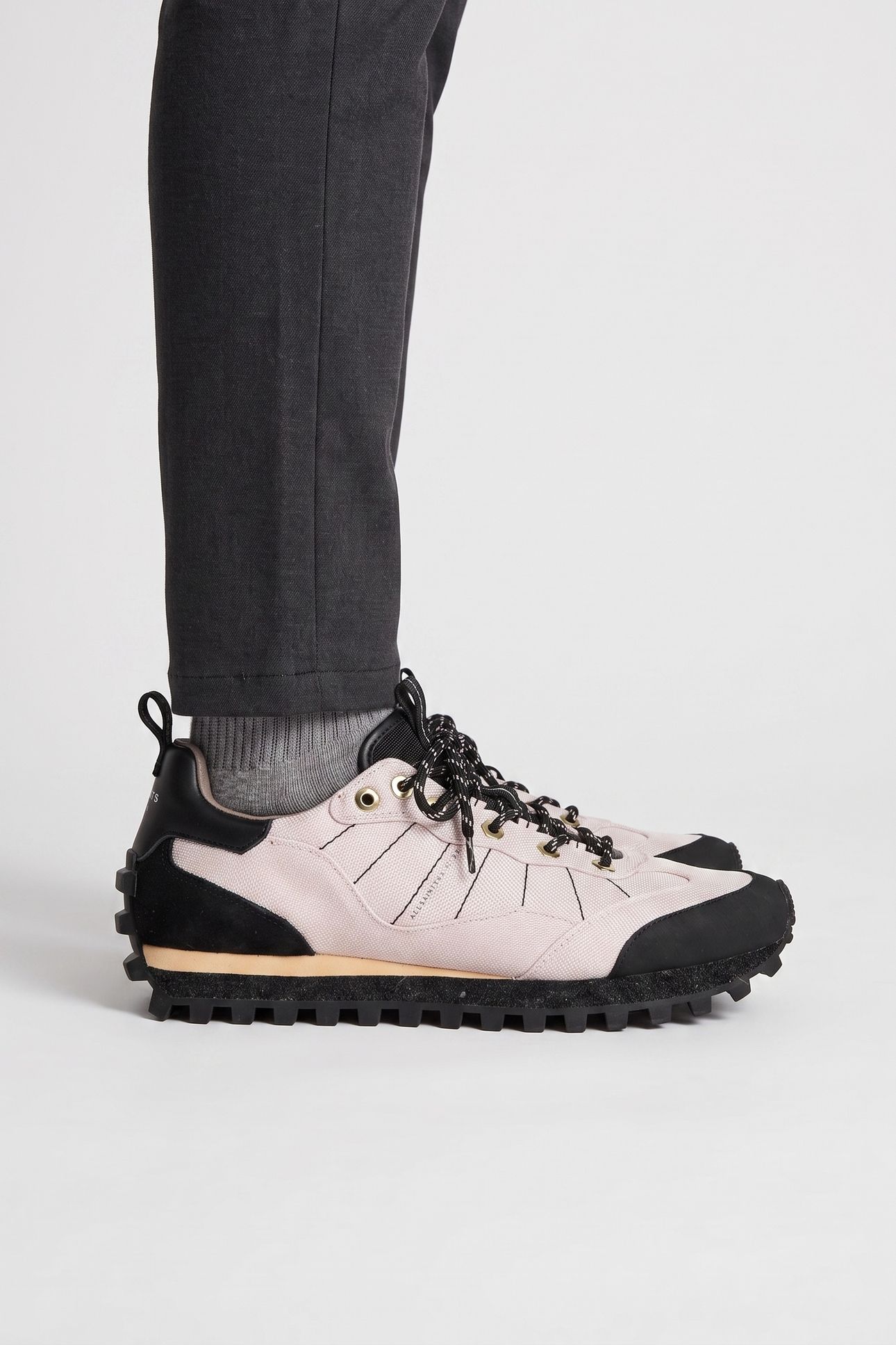 NEVIS SNEAKER BLUSH WHITE/BLACK 2