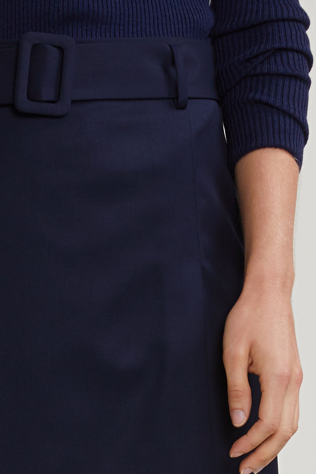 SHORT BELTED SKIRT NAVY BLUE 4