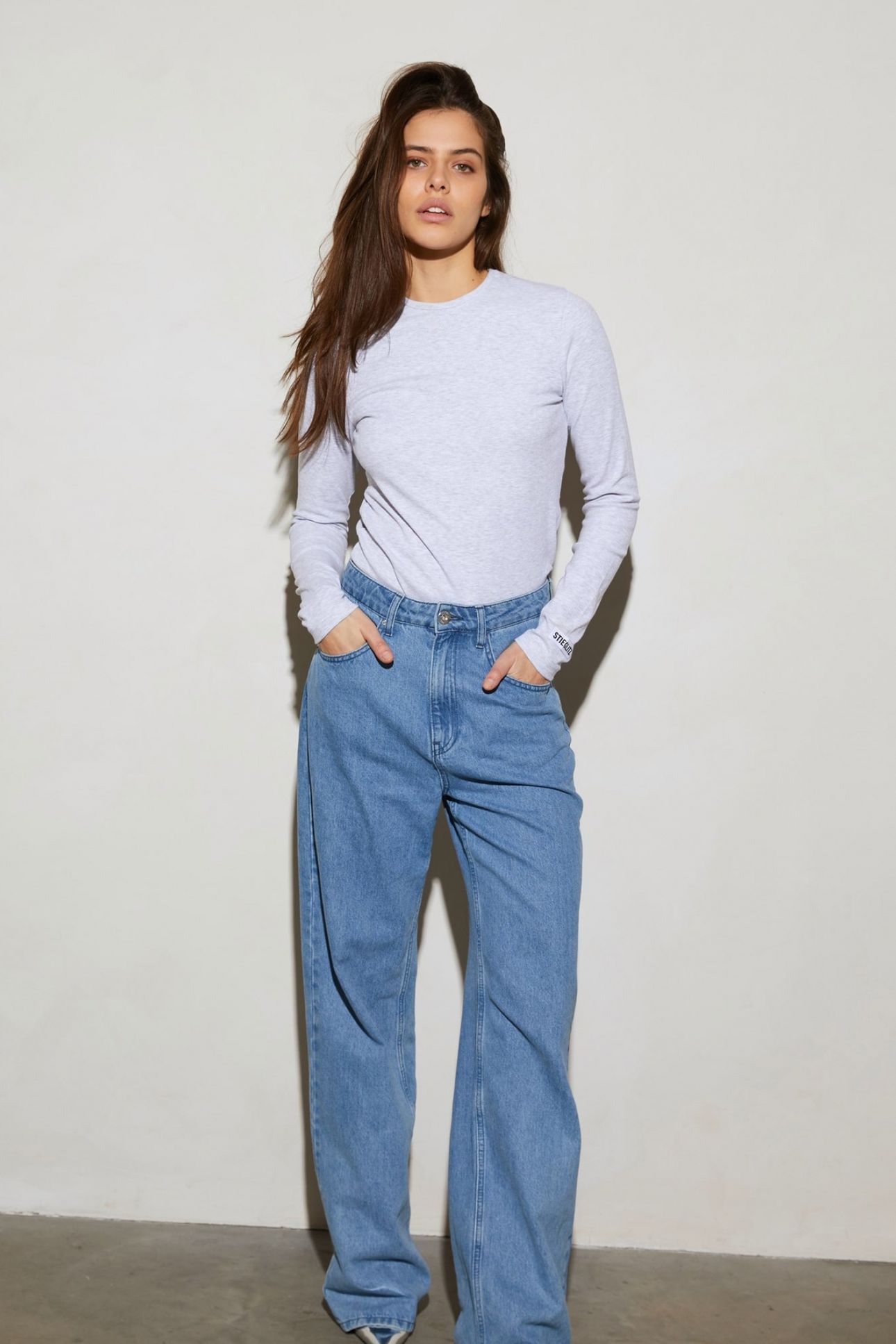 BASIC LONGSLEEVE MELANGE GREY 2