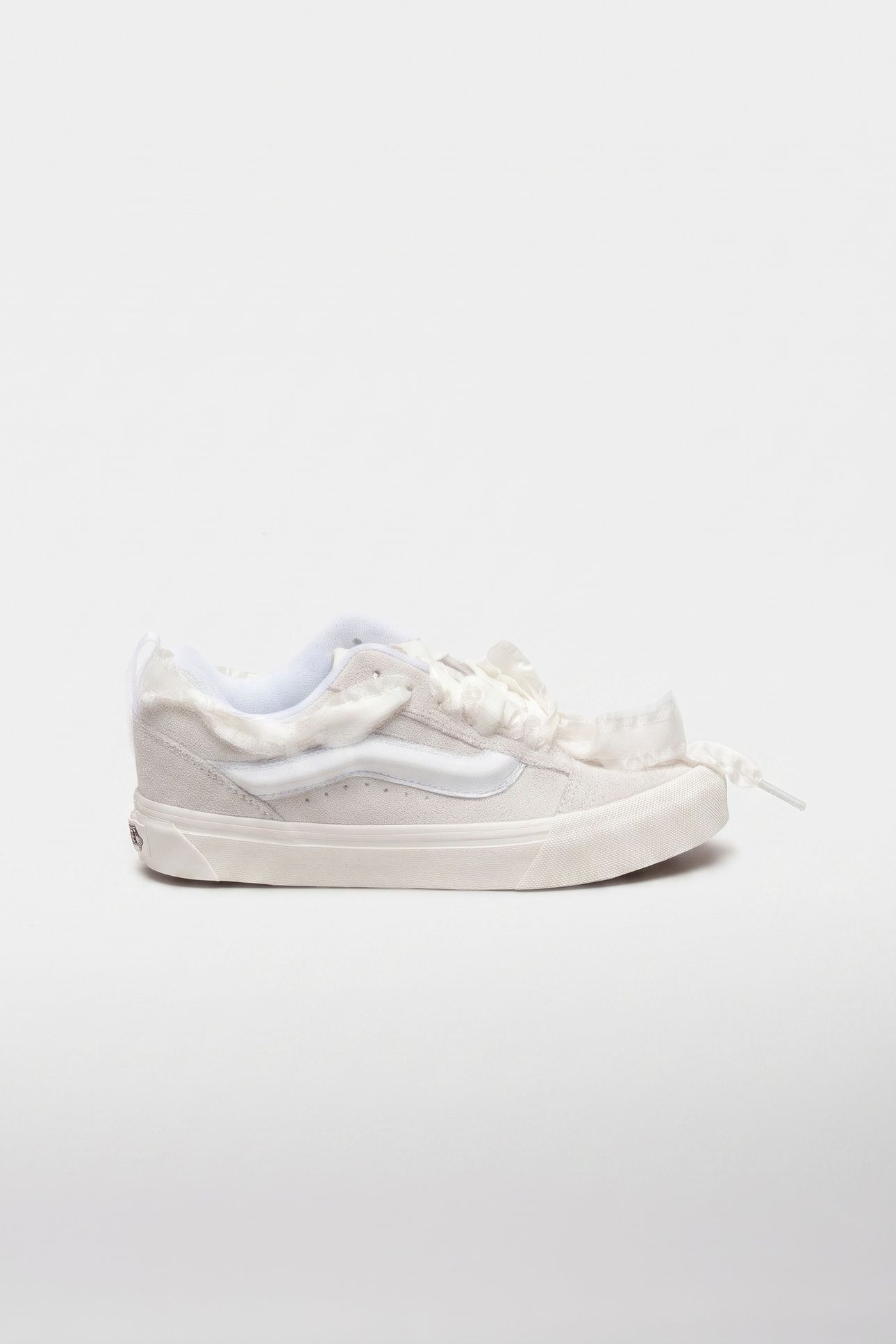 UNISEX KNU SKOOL WHITE 1