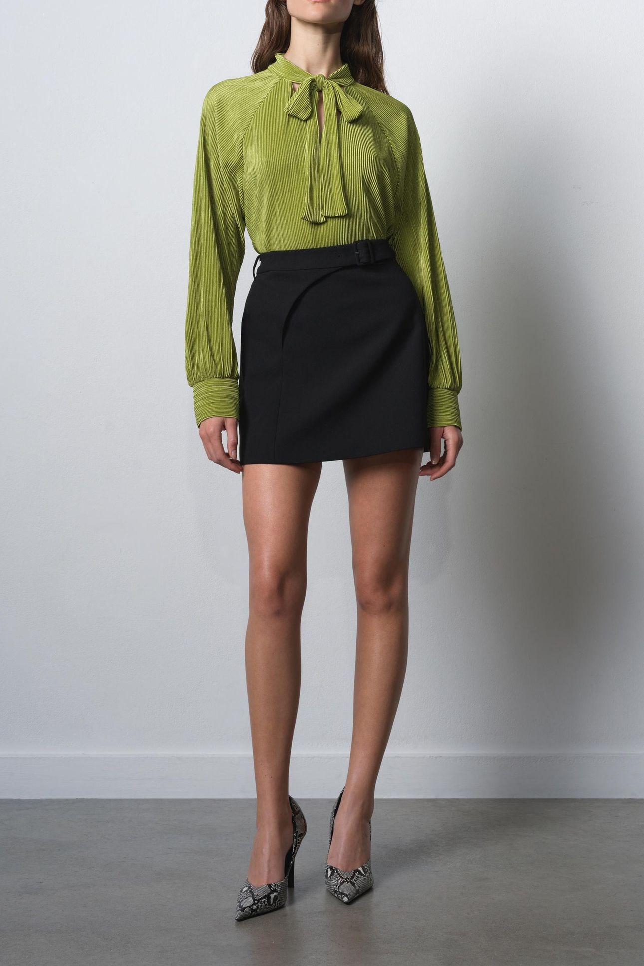 RYLAH PLISSE LS TIE NK SHIRT WINTER OLIVE GREEN WINTER OLIVE 3