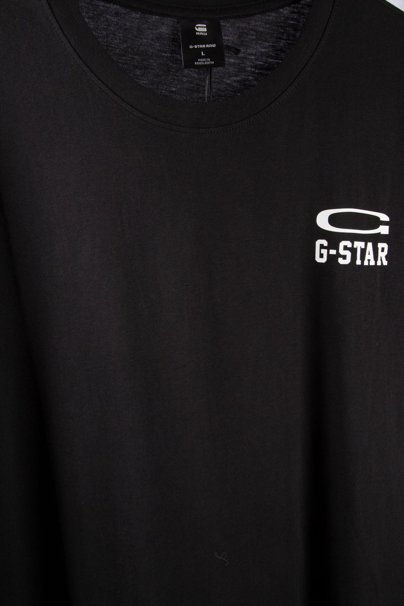 CHEST LOGO T-SHIRT BLACK 4