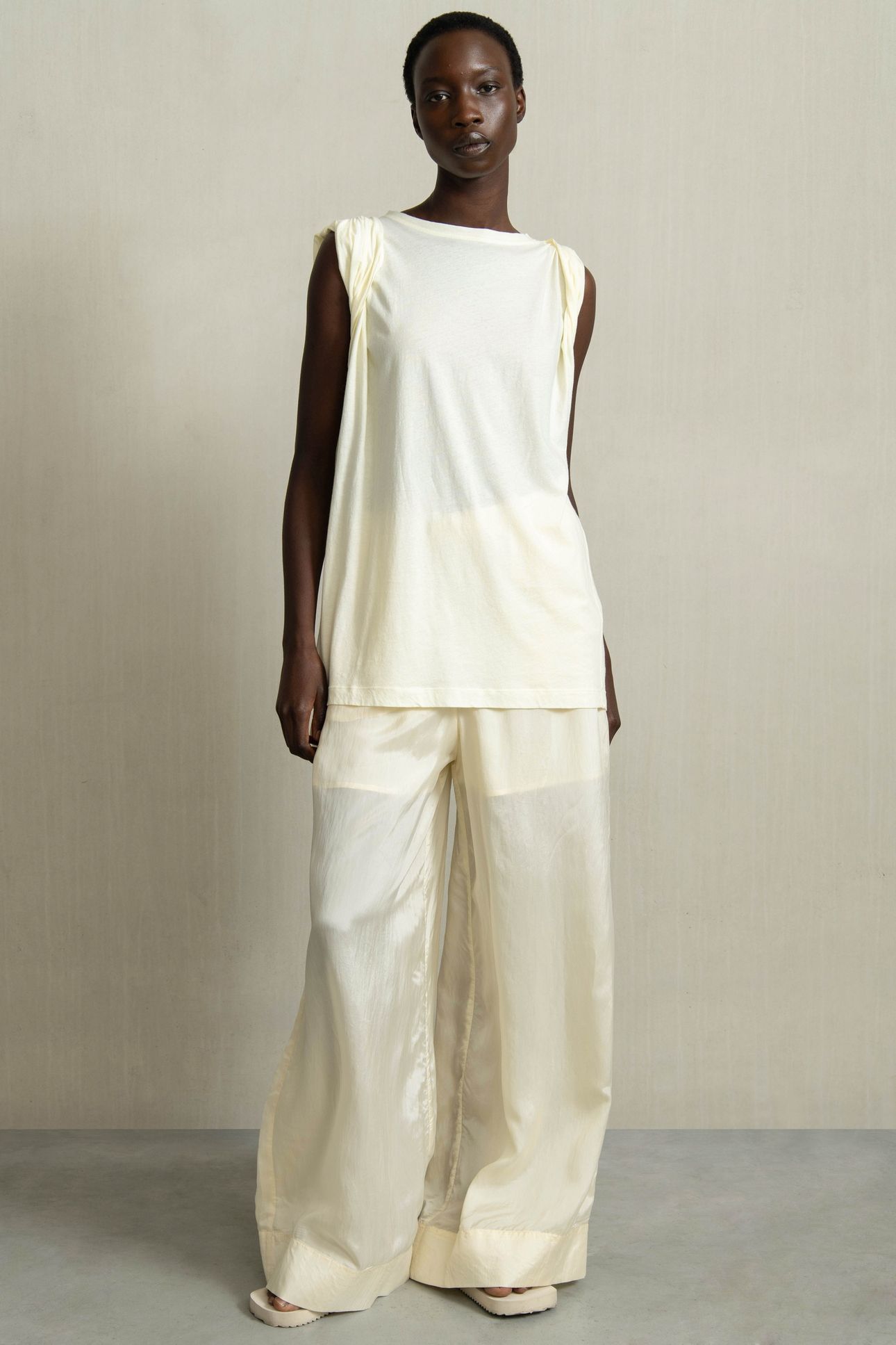 BONIE LIGHT YELLOW 2