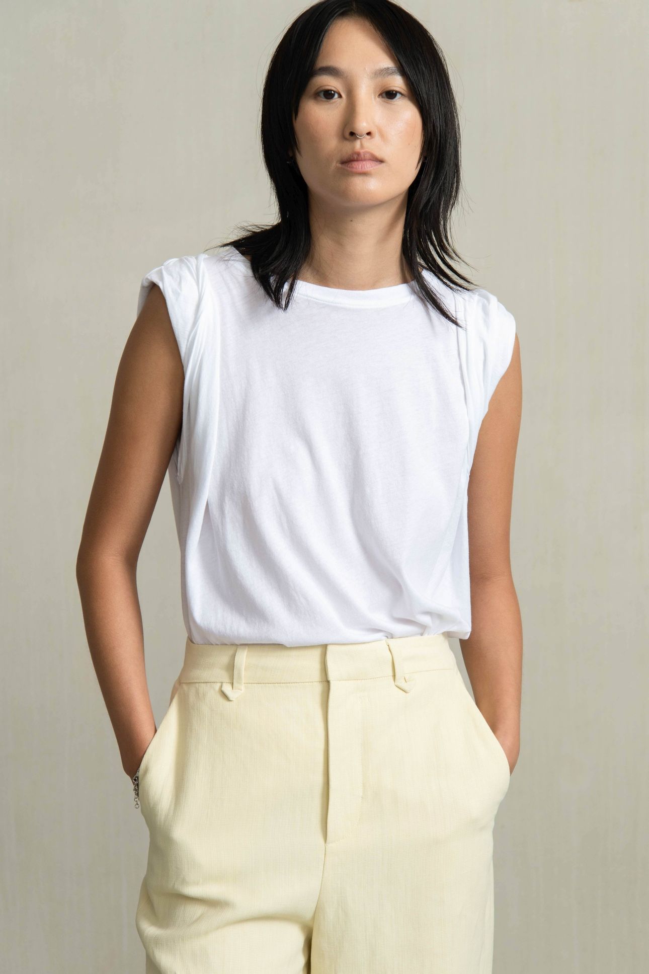 BARA WHITE 1