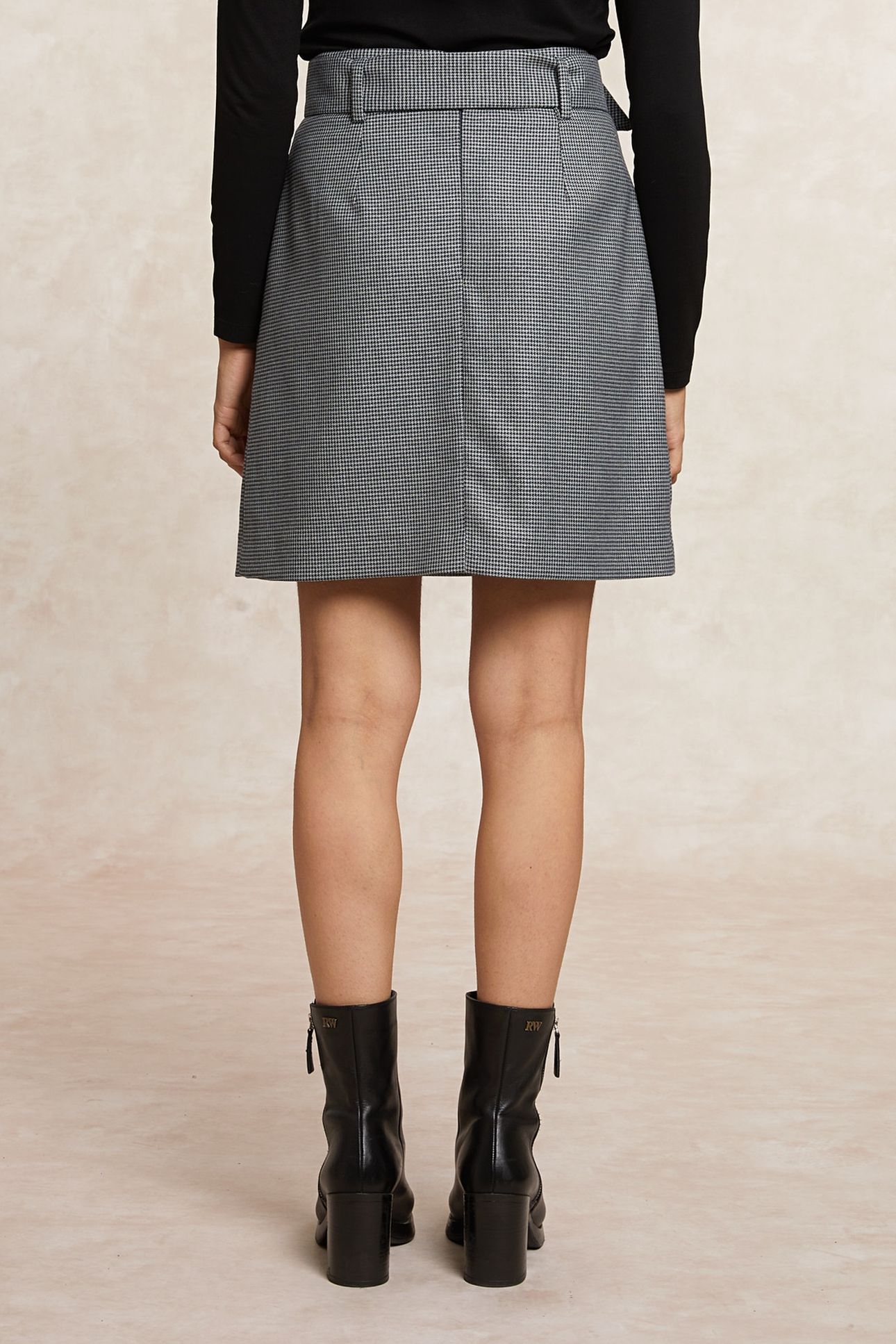 SHORT CHECKED BELTED SKIRT GREY BLUE 2