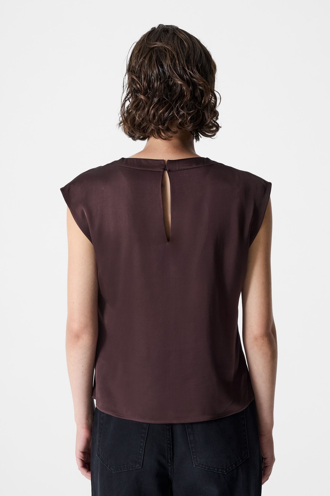 SERA SATIN SLVLSS BLOUSE BITTER CHOCOLATE BITTER CHOCOLATE 4