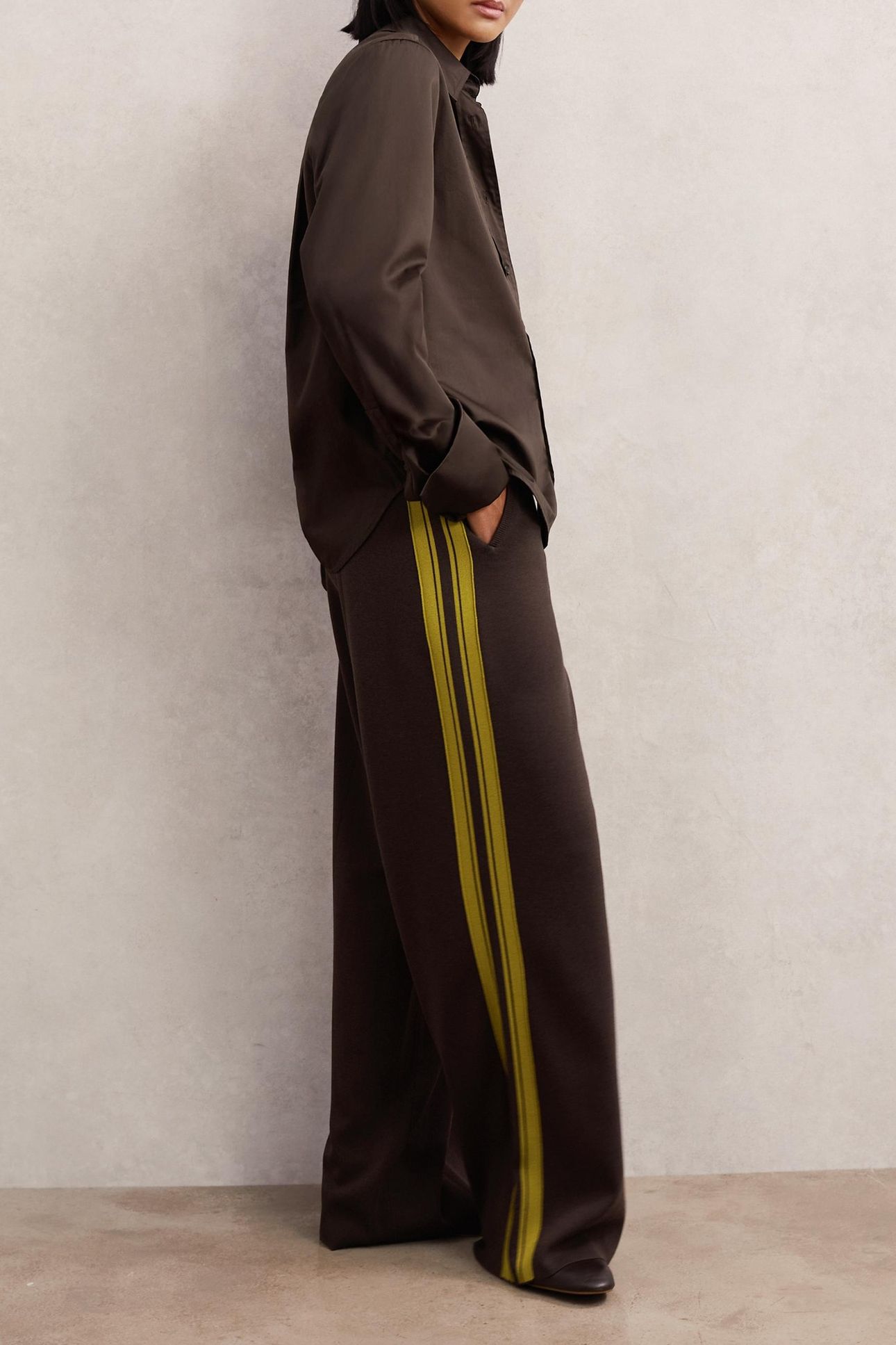 KNITTED WIDE LEG SIDE STRIPE TROUSER BERRY 3