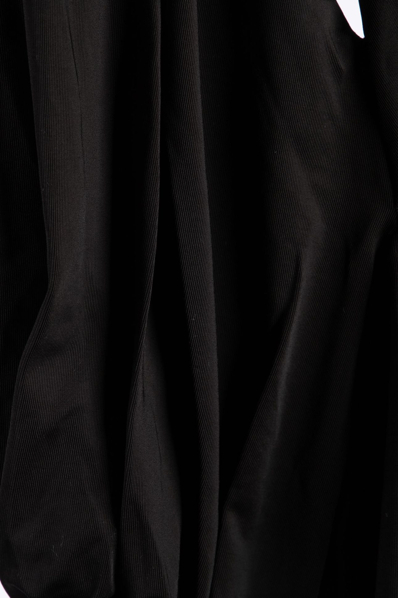 OLIVIA CROSS FRONT H JET BLACK A996 4