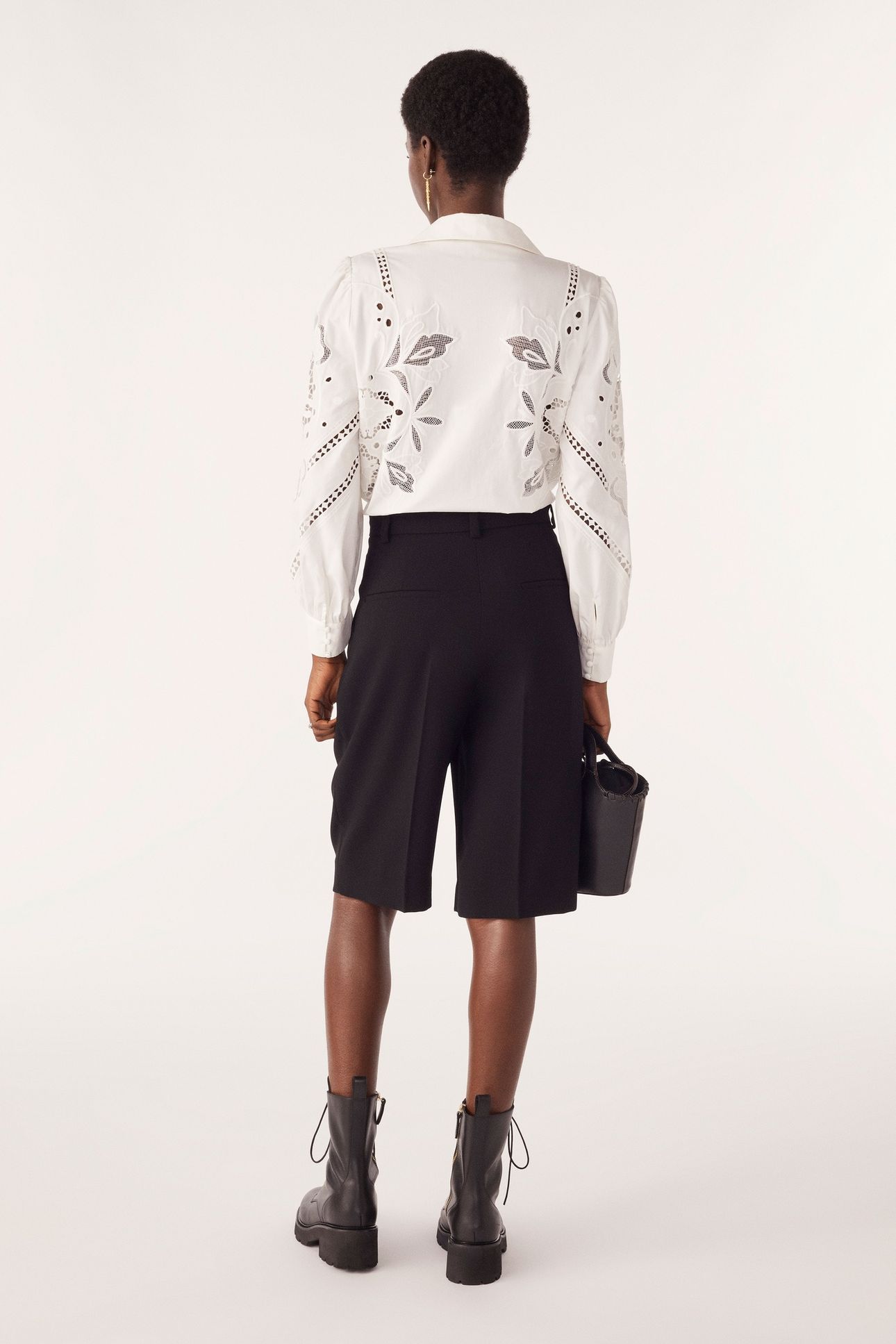BERMUDA SHORT BLACK 2