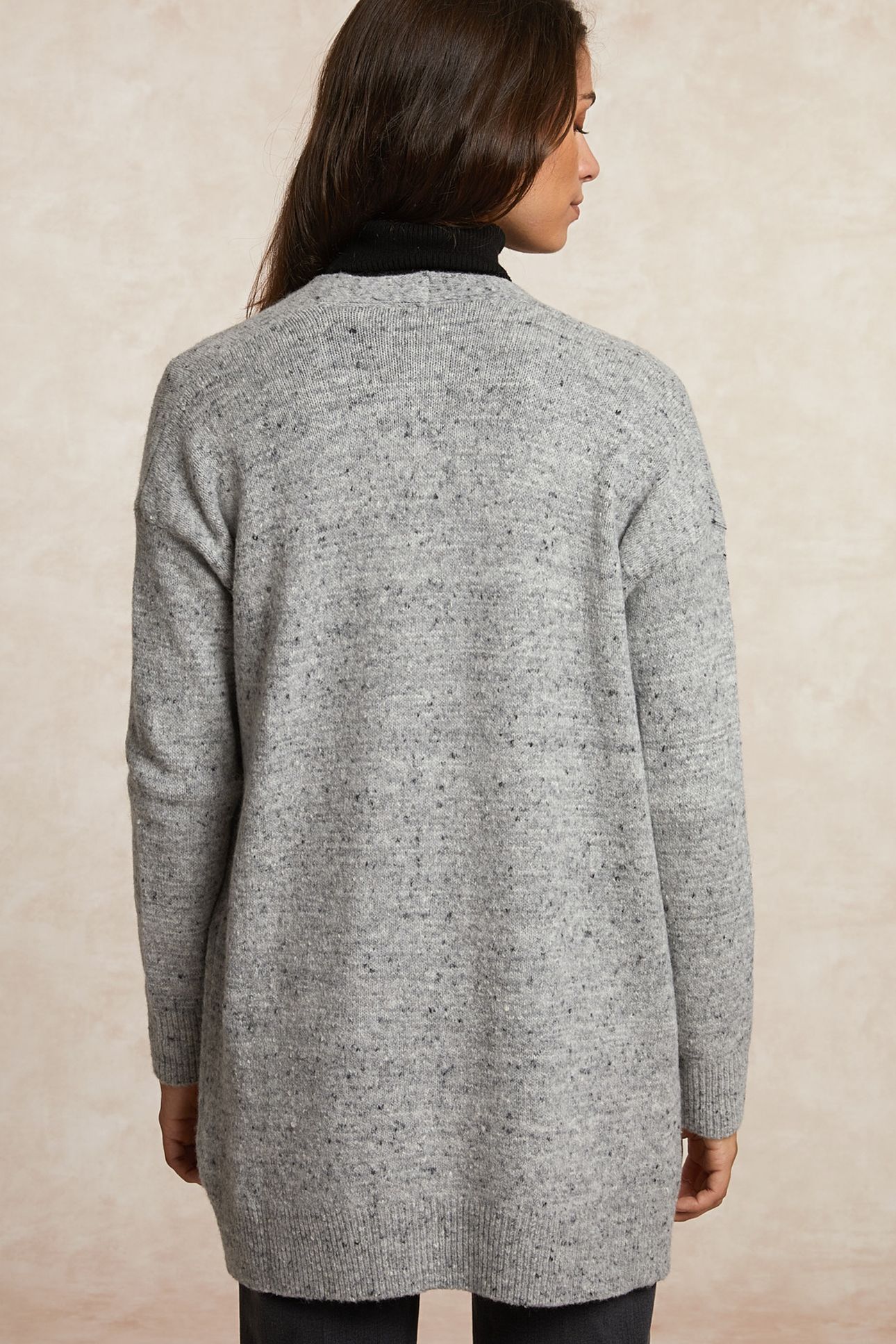 LONG DOTTED V-NECK CARDIGAN GREY 2