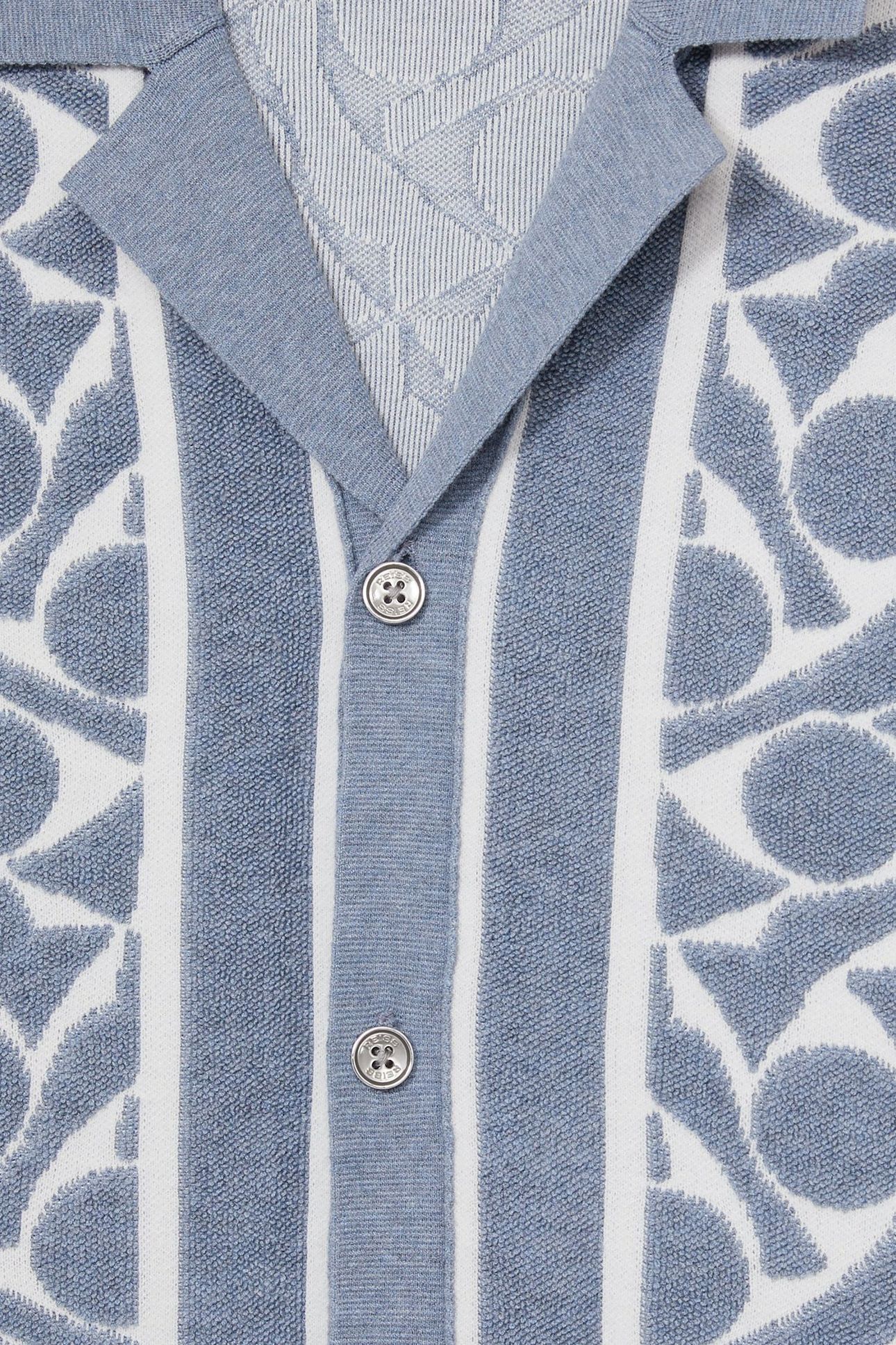 SS CUBAN BUTTON THORUGH GEO TOWELLING SHIRT SOFT BLUE/WHITE 7
