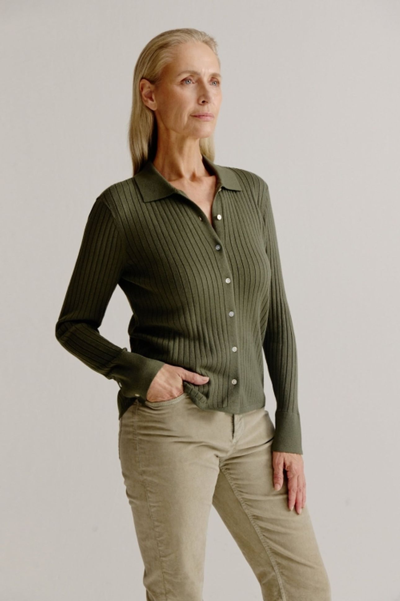LILA CARDIGAN PESTO 1