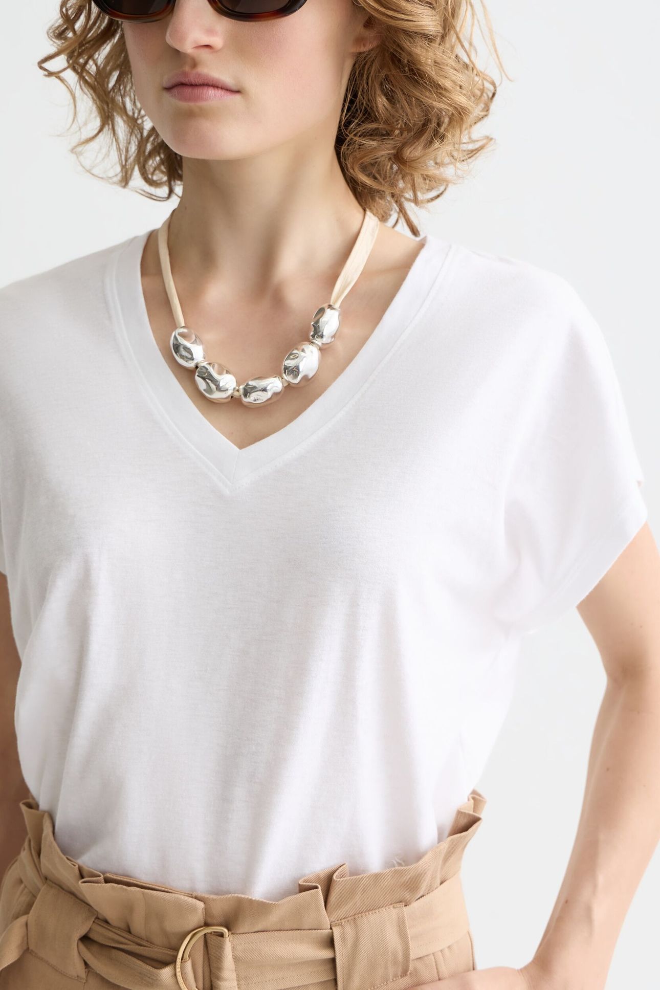 SLUB V-NECK T-SHIRT WHITE 6
