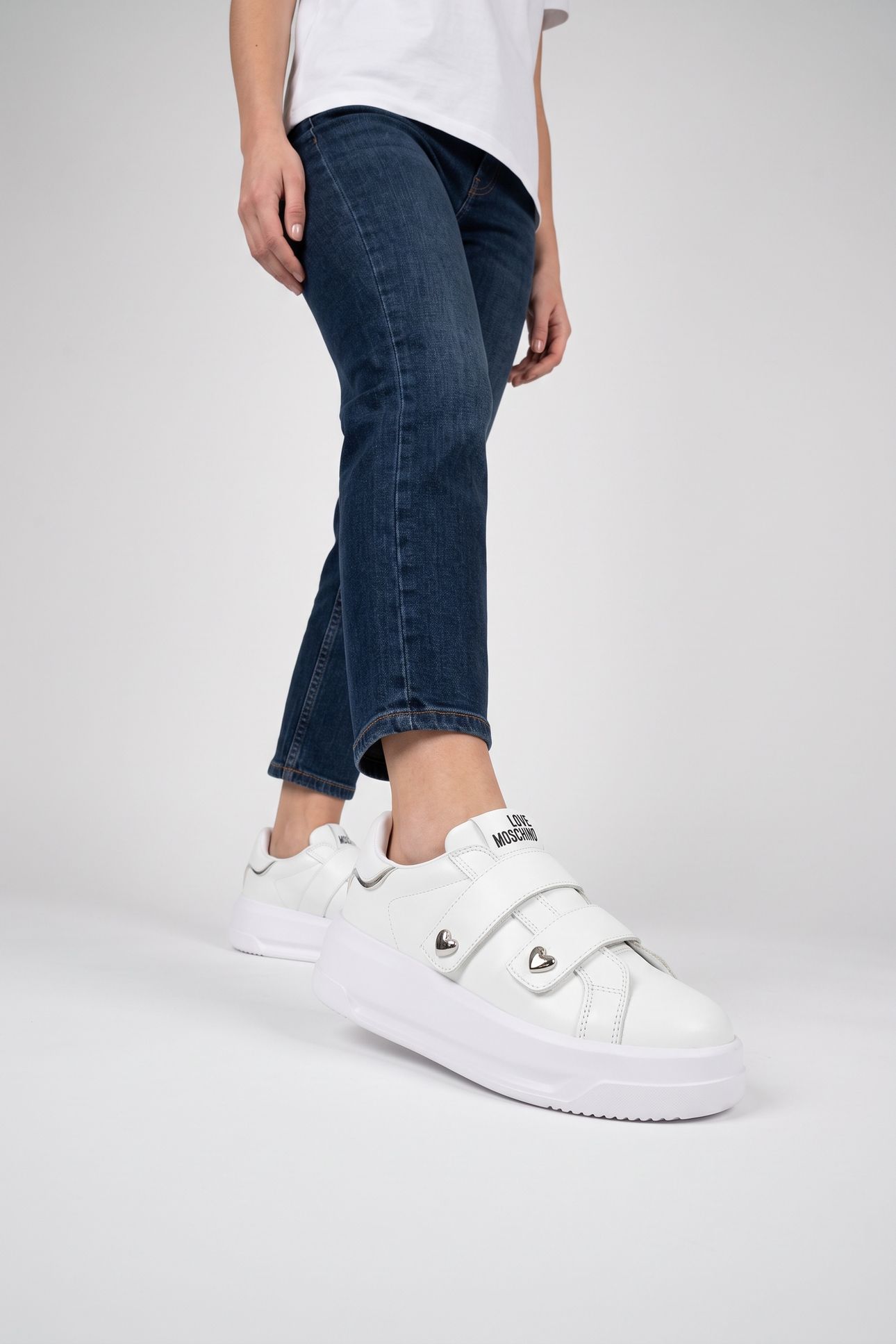 SNEAKERS WHITE 3