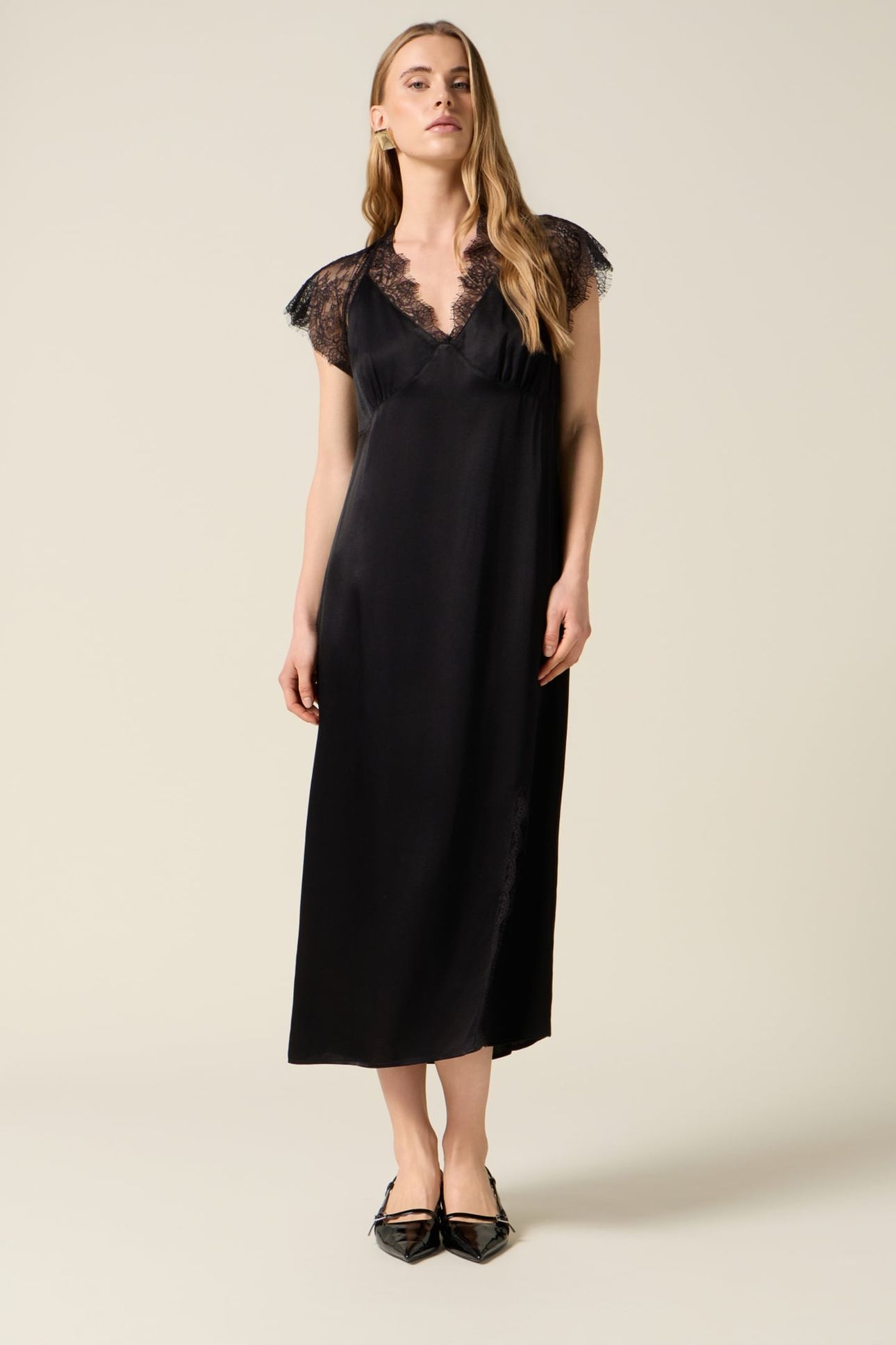 MIDI SATIN DRESS WITH LACE BLACK 1