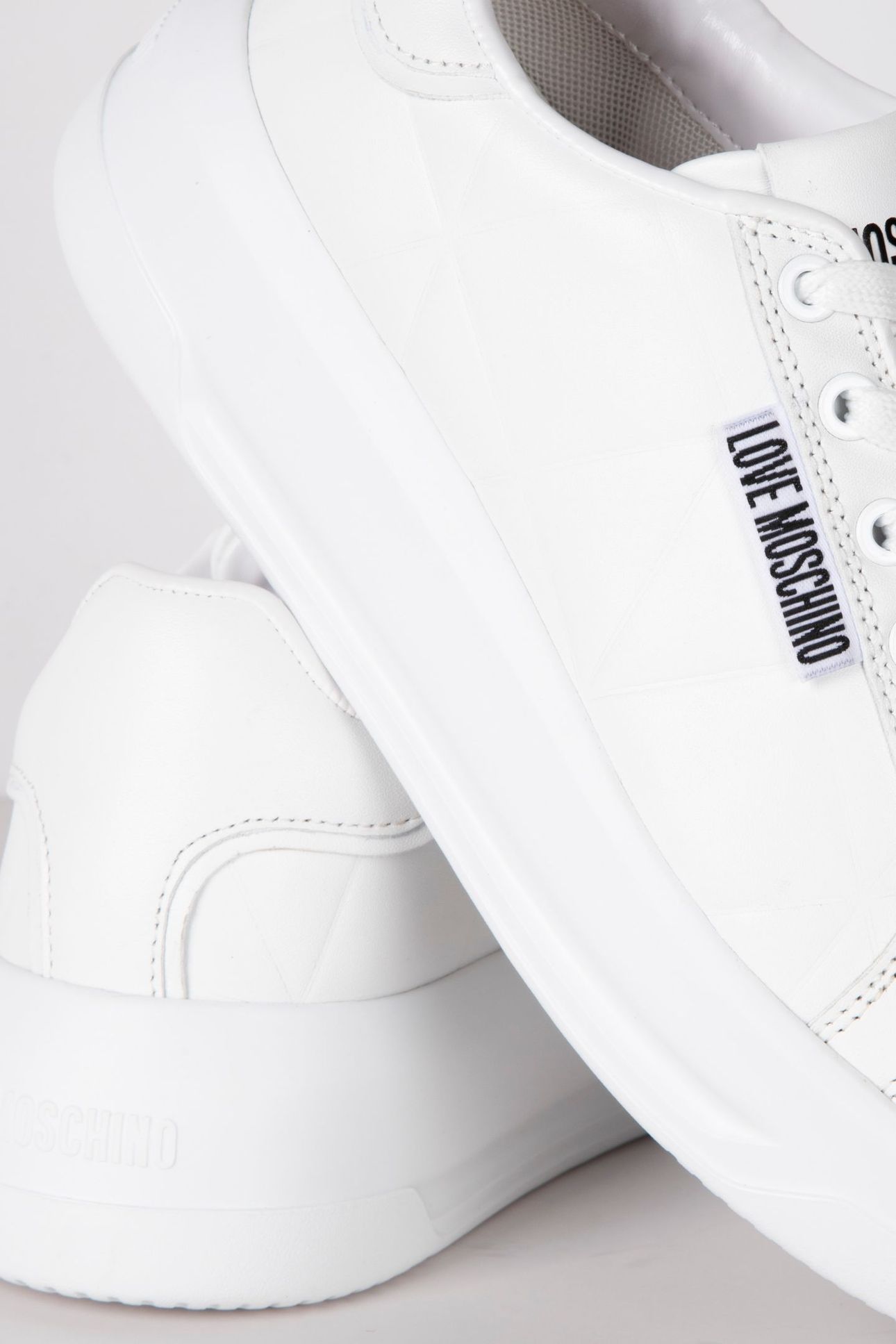 SNEAKERS WHITE 2