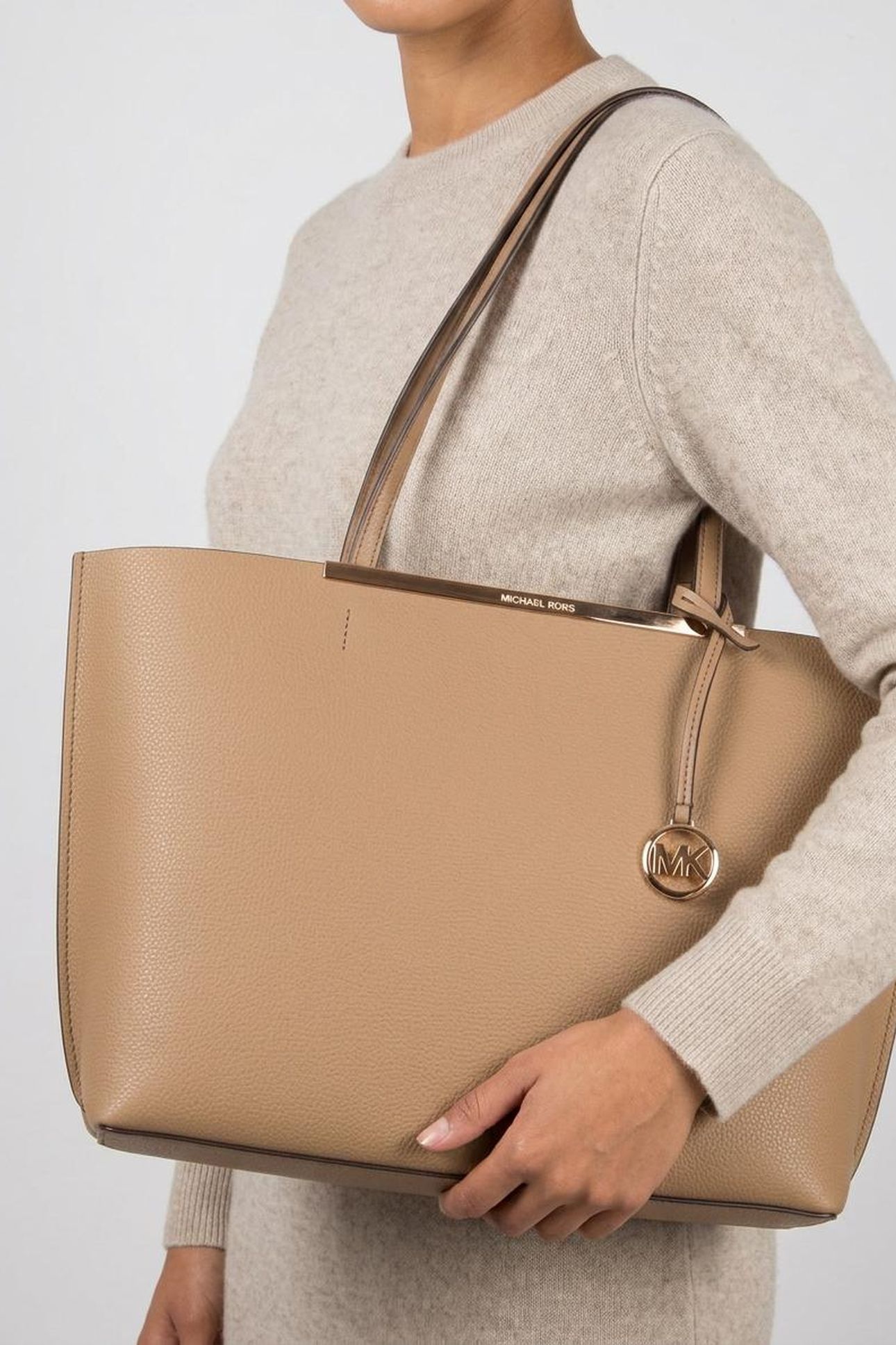 LARGE TOP ZIP TOTE HUSK 3