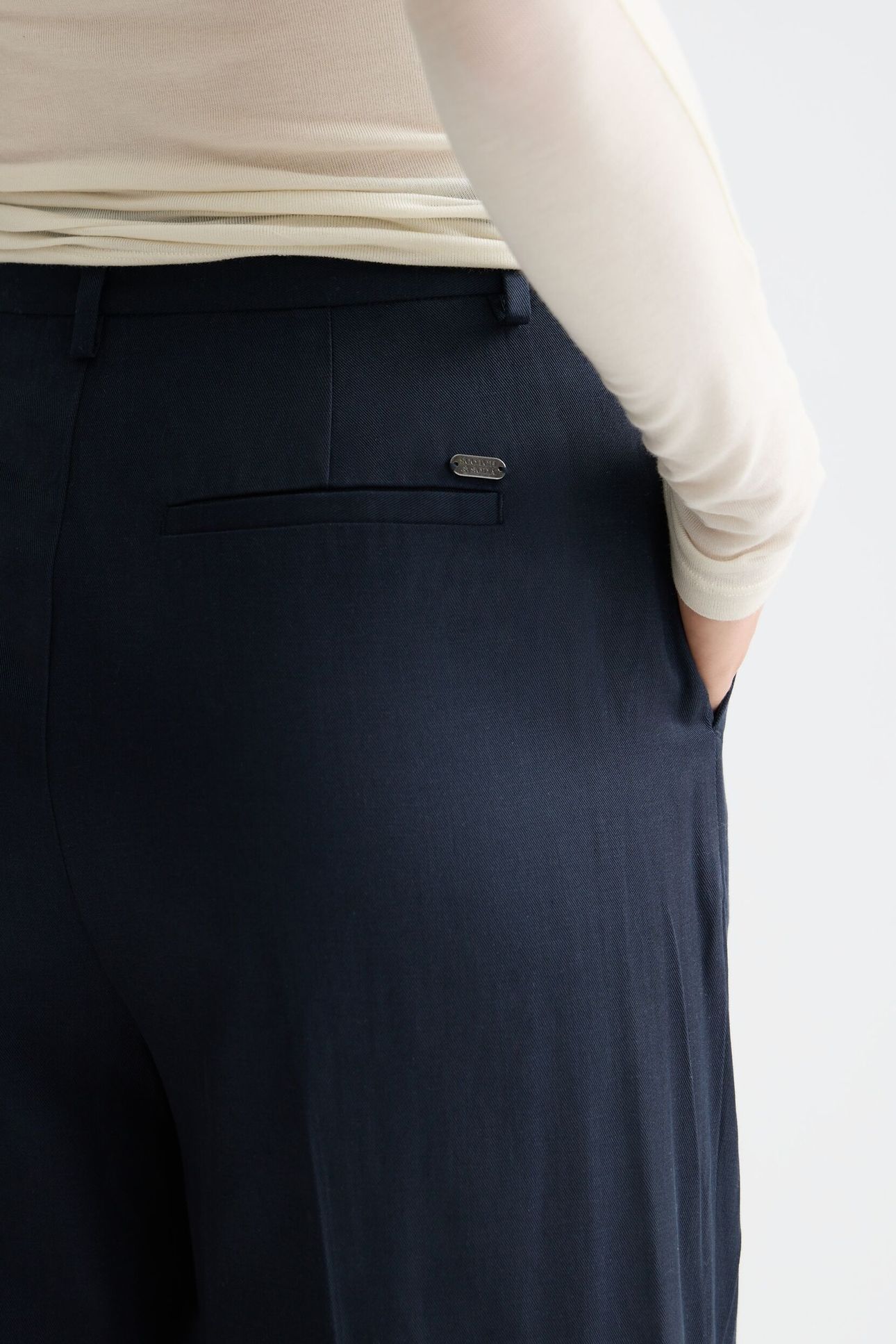 ROSE CHINO PANT NIGHT 6