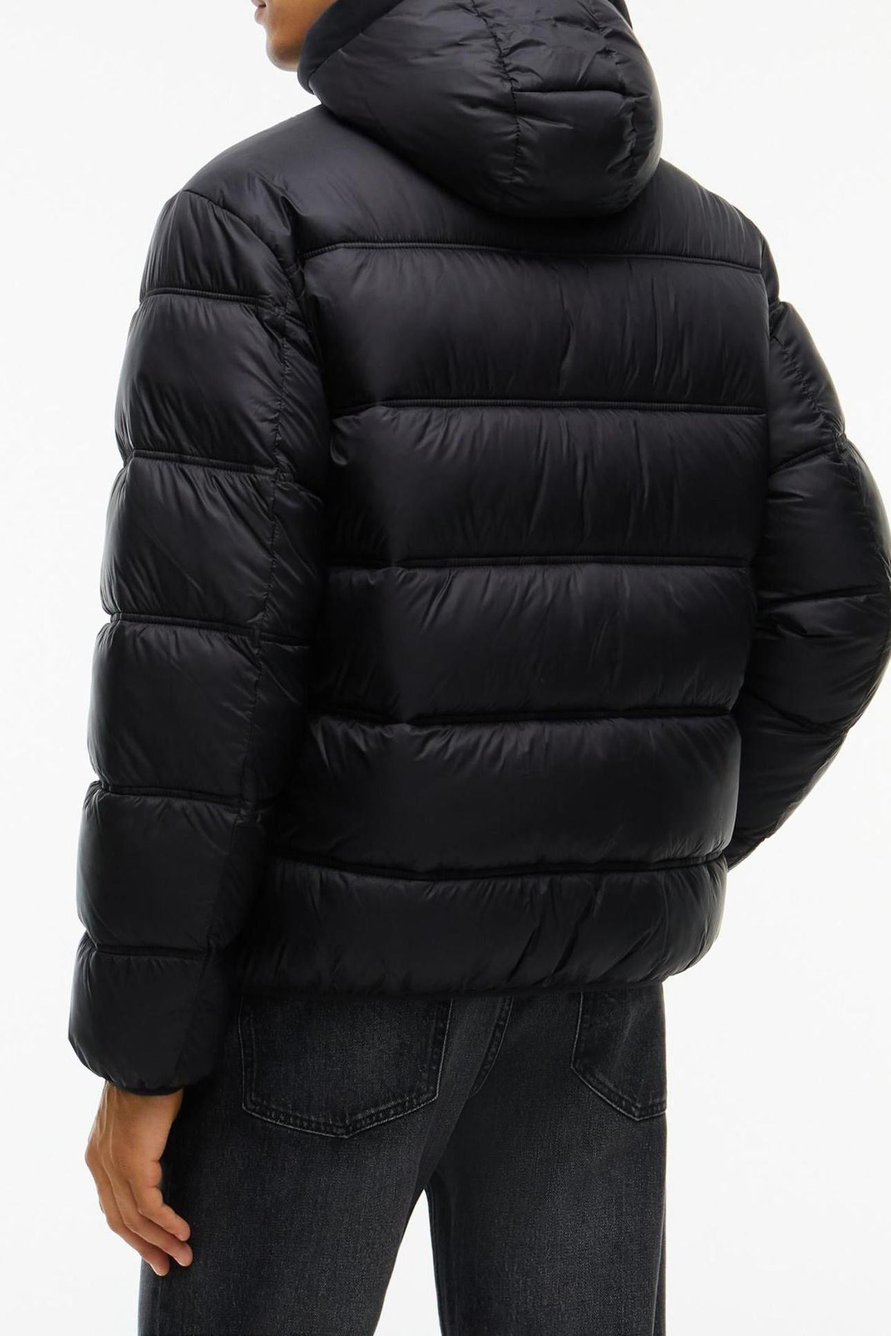 TJM HOODED LOGO JACKET BLACK 2
