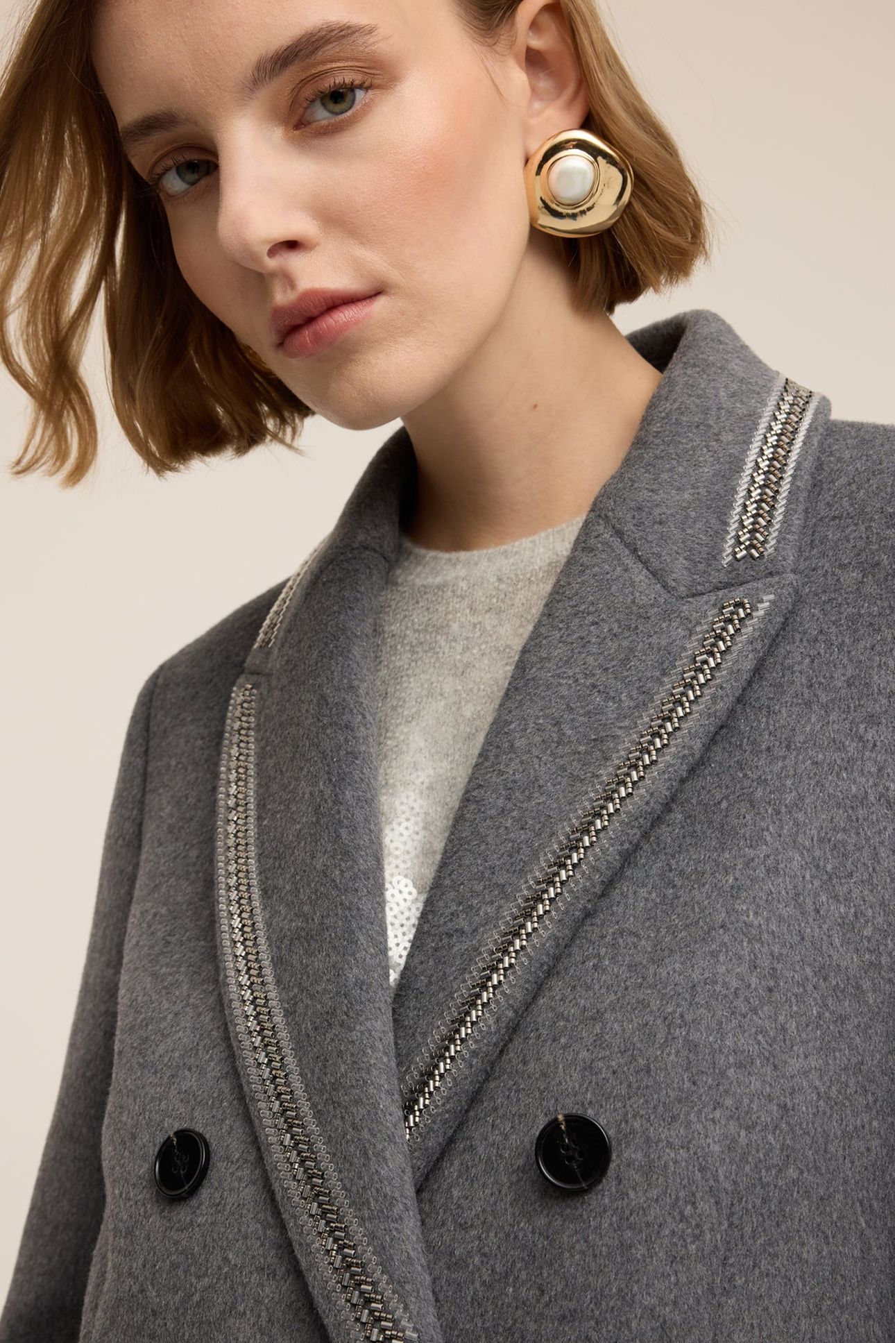 DOUBLE-BREASTED COAT IN WOOL BLEND WITH DECORATIONS GREY 5