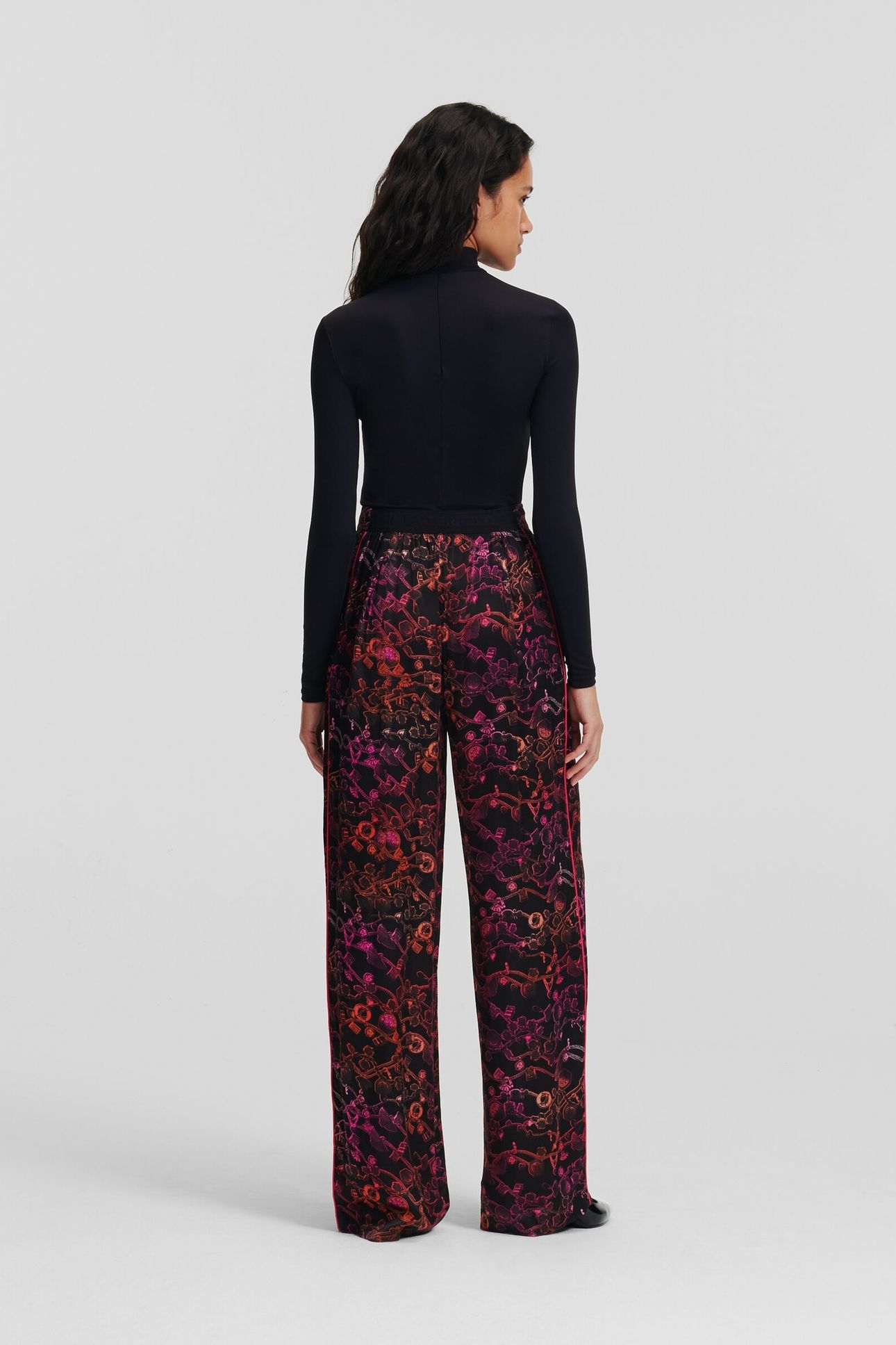 SATIN CHAIN PRINT PANTS PINK 2