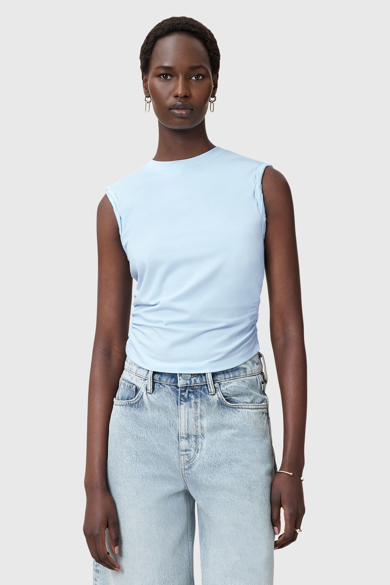 WEST TANK WHITE 2