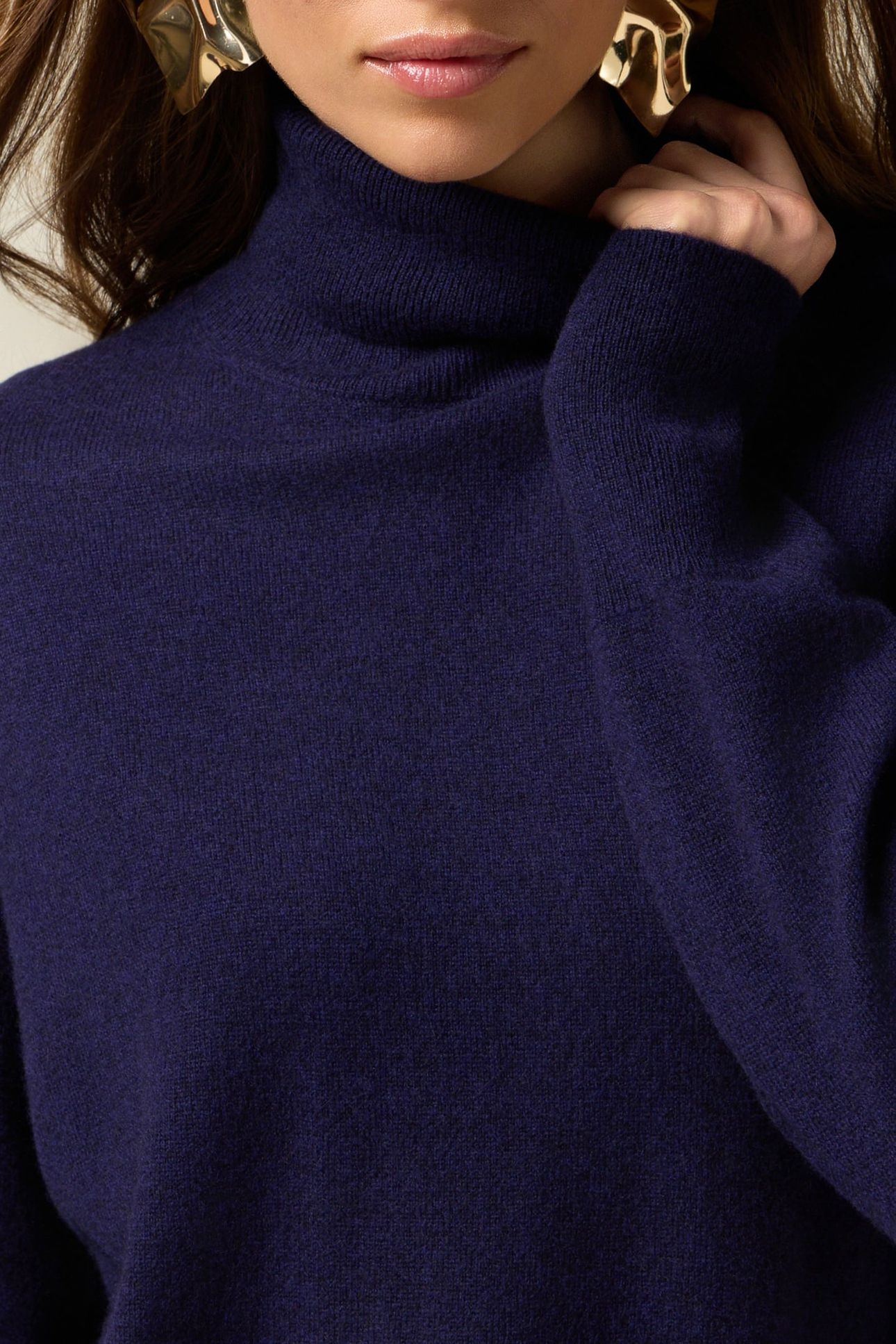 PURE CASHMERE TURTLENECK BLUE 4