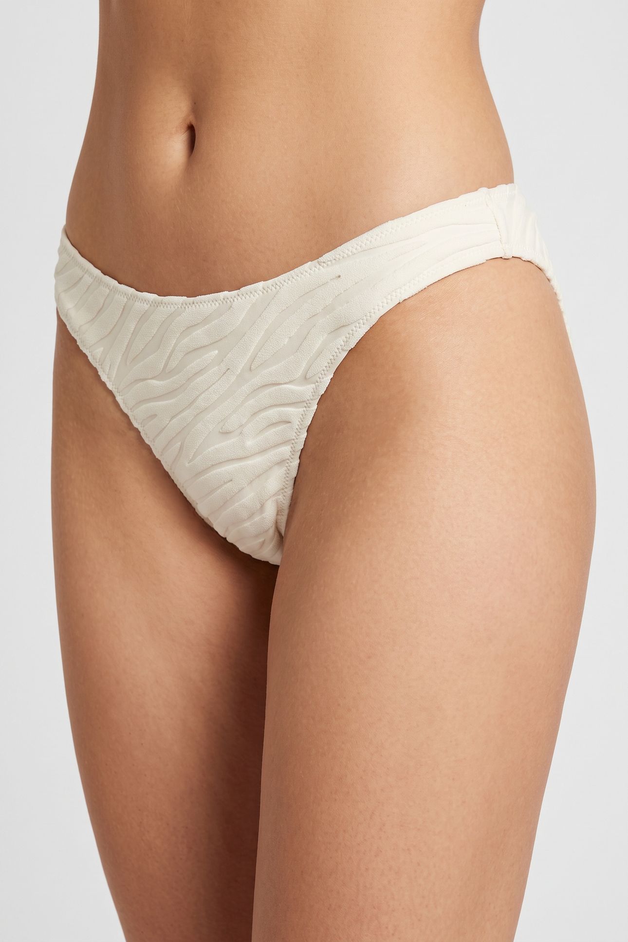 JONDAL BOTTOMS CREAMY WHITE 1