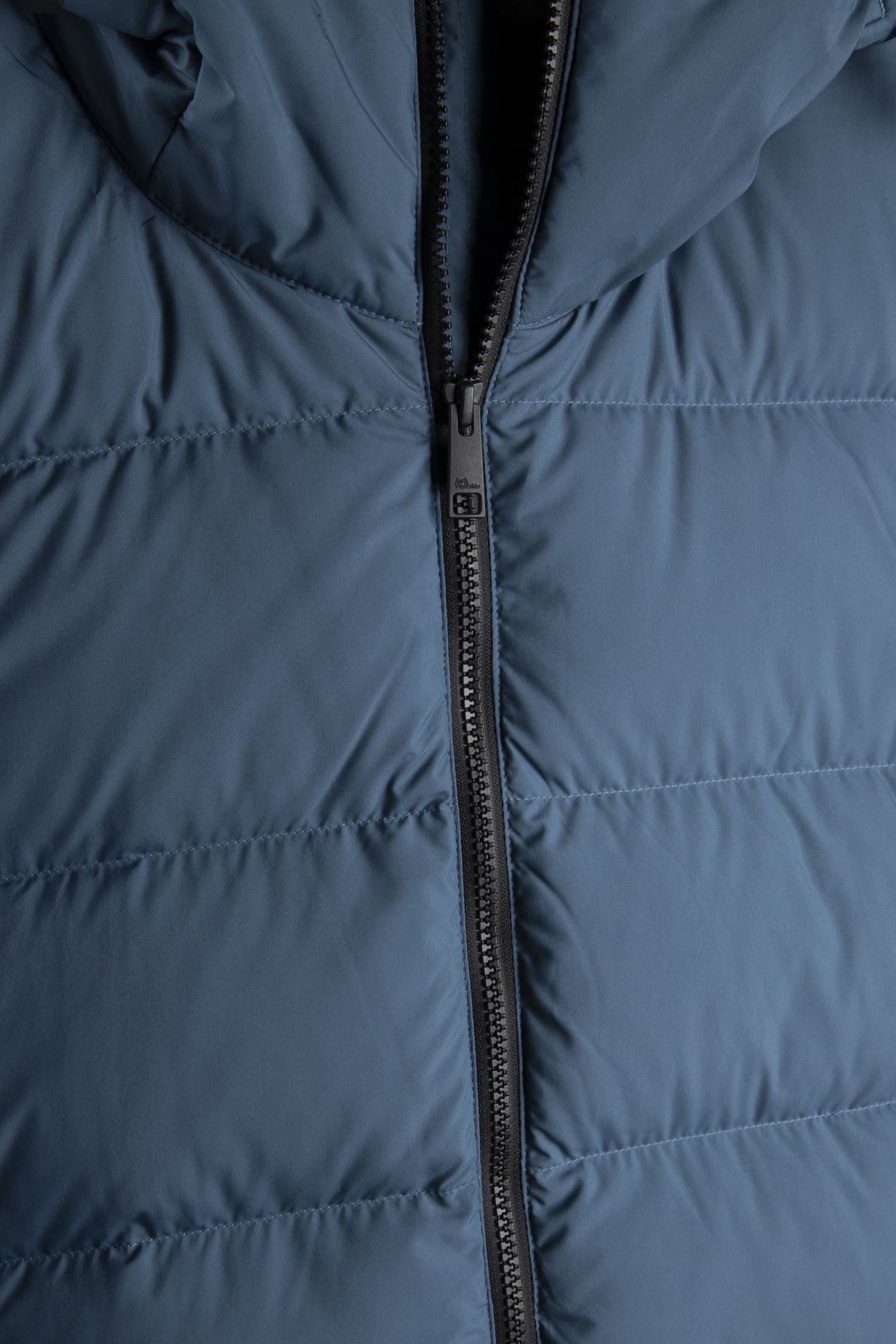 FROZEN PALACE COAT ALUMINIUM BLUE 4