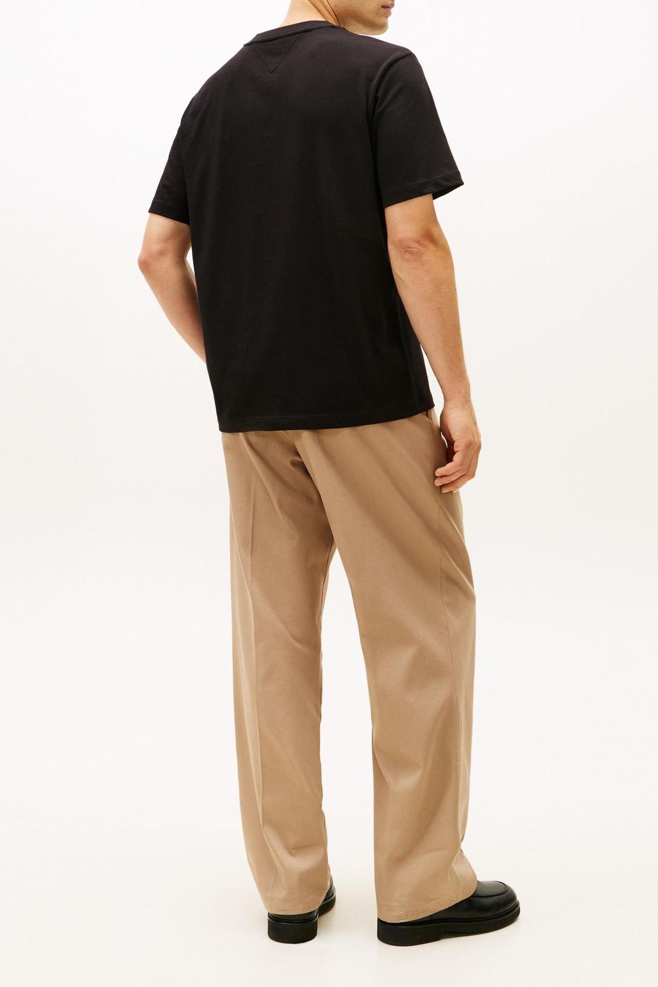 MODERN ATHLEISURE TEE BLACK 3