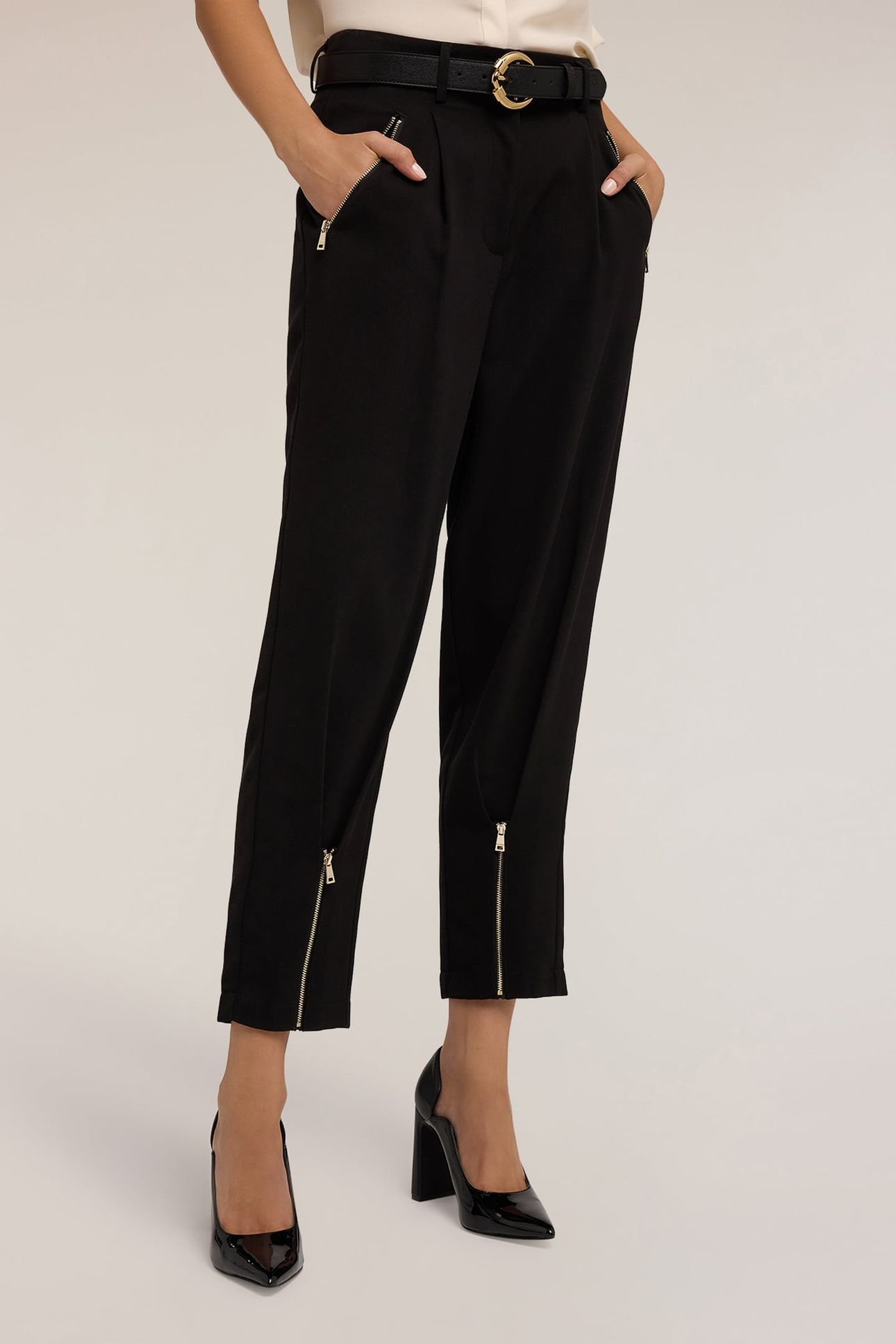 CARROT PANTS WITH ZIP AT THE BOTTOM BLACK 1