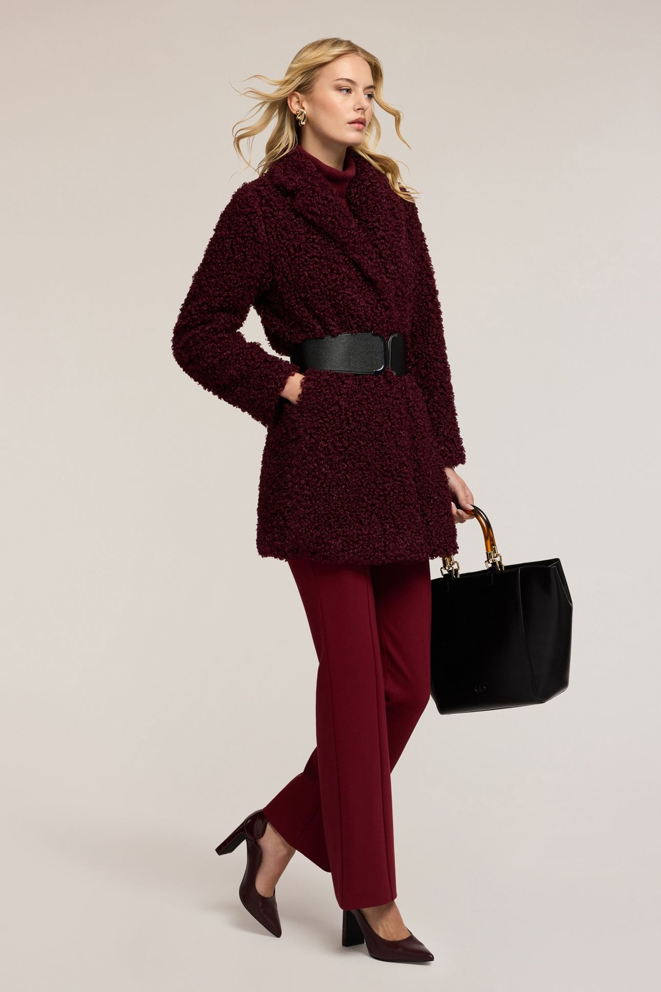 OVERSIZED BOUCLÉ WOOL COAT BURGUNDY 1